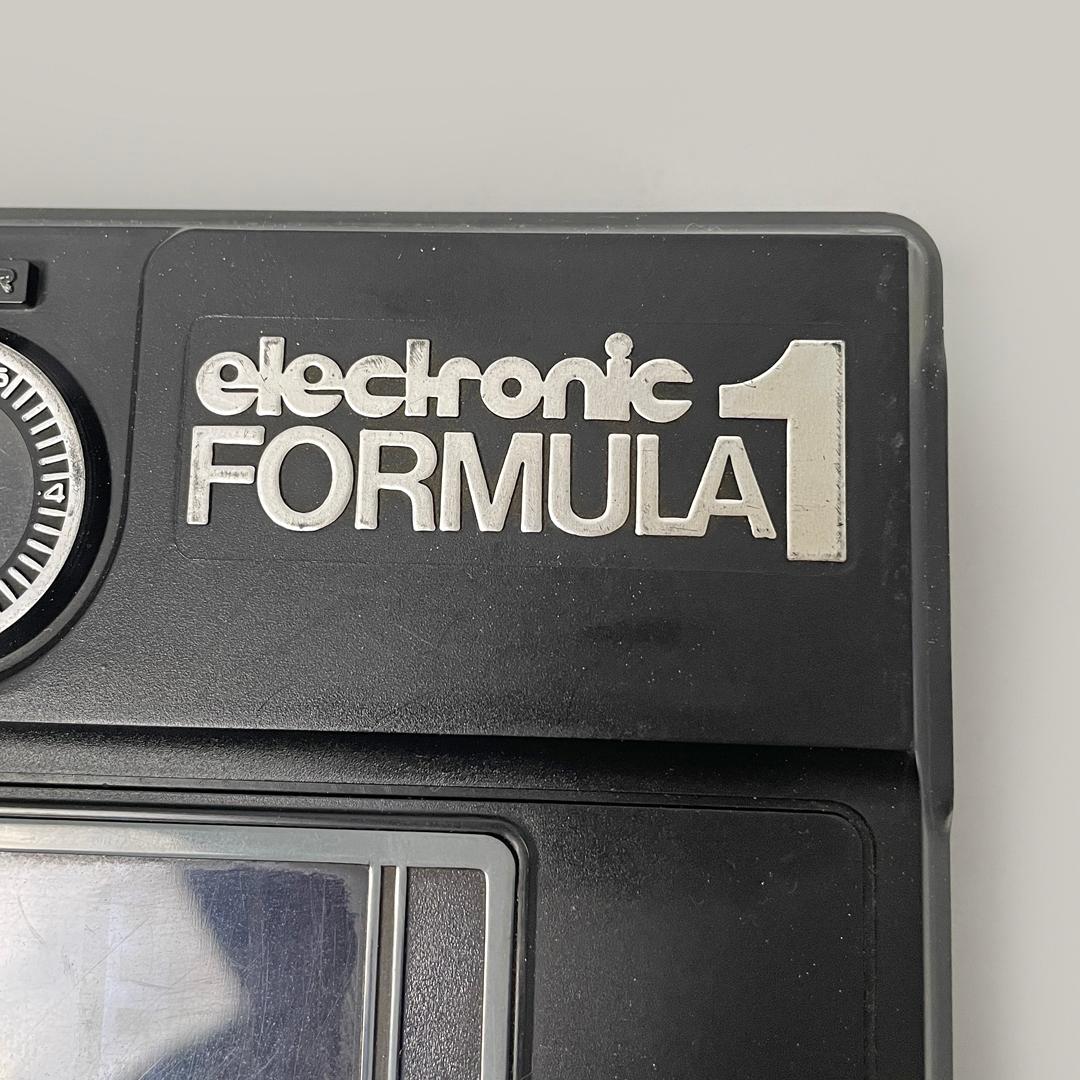 Japanese modern black plastic videogame Formula 1 by Tomy Electronic, 1978 For Sale 12