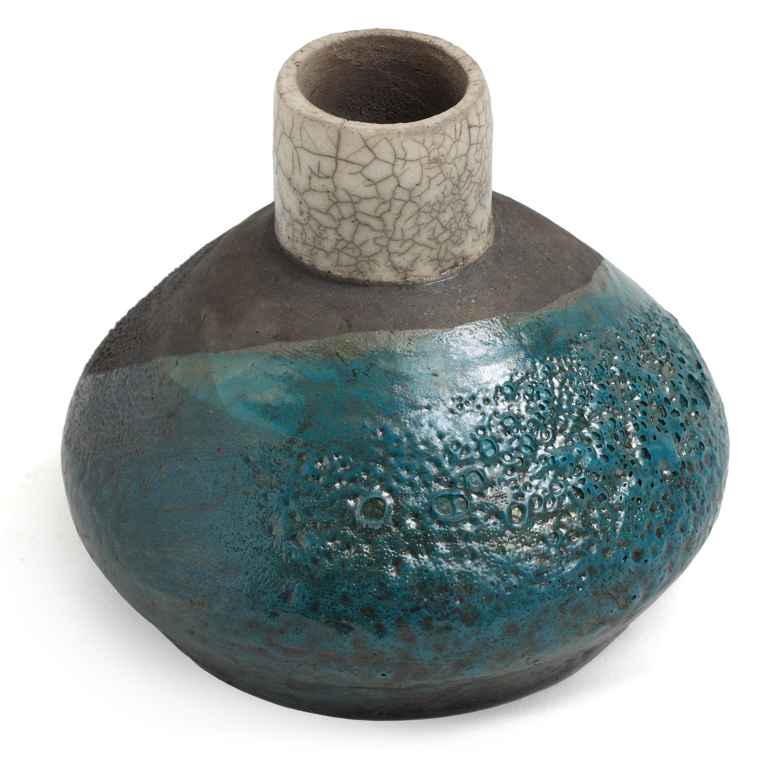 Japanese Modern LAAB Akuma No Me Vase Raku Ceramic Black White Blue Crakle Metal For Sale 4