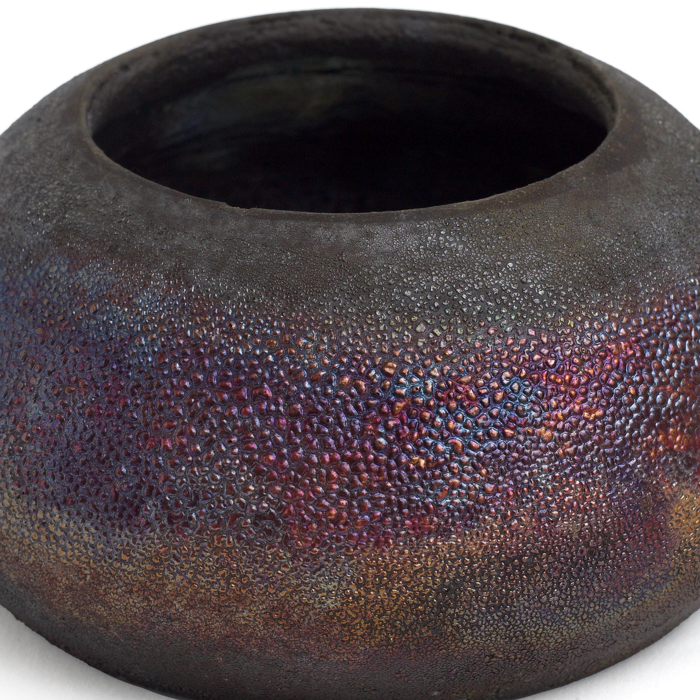 Japanese Modern LAAB Body Bowls Raku Ceramic Green Red Black Metal For Sale 7