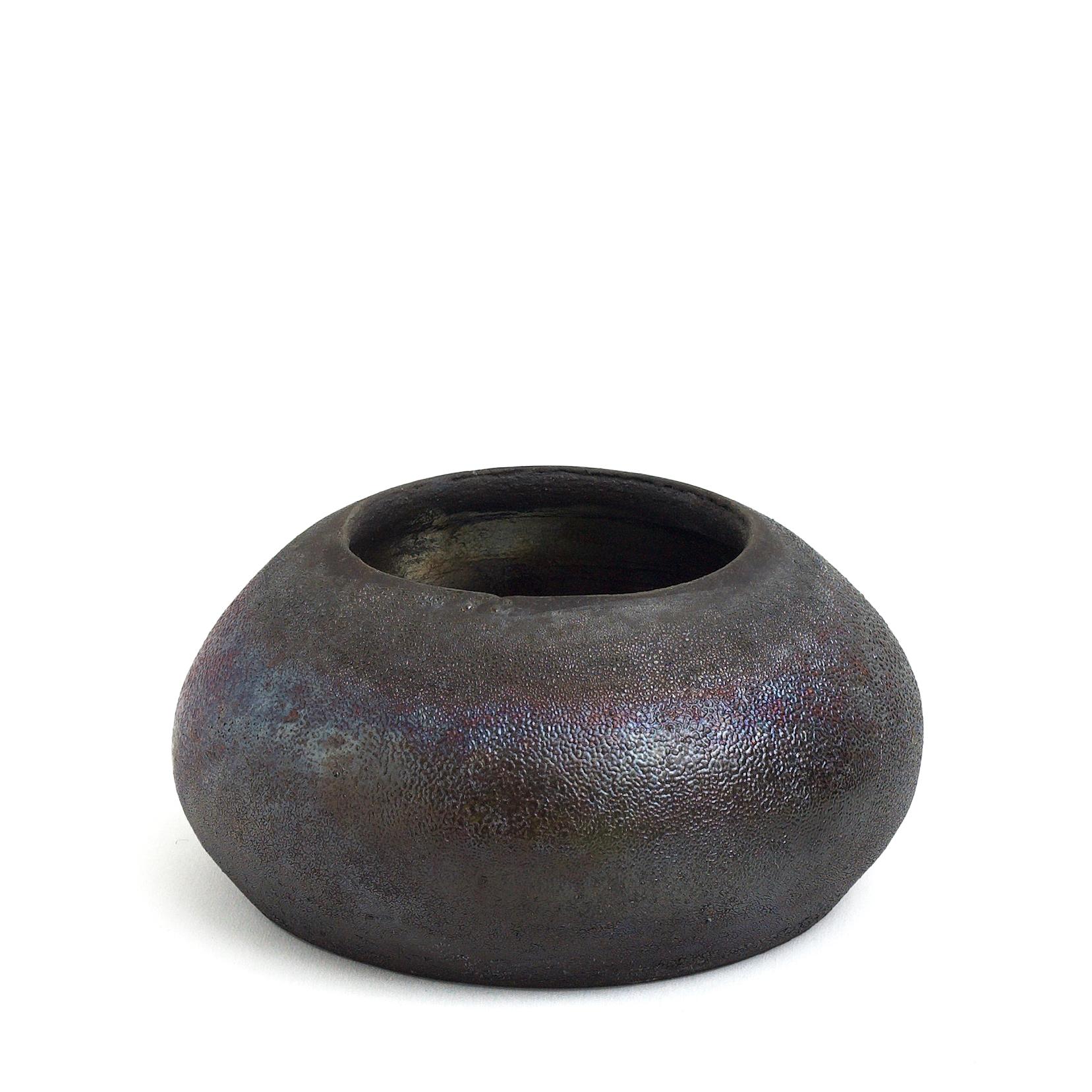 Contemporary Japanese Modern LAAB Body Bowls Raku Ceramic Green Red Black Metal For Sale