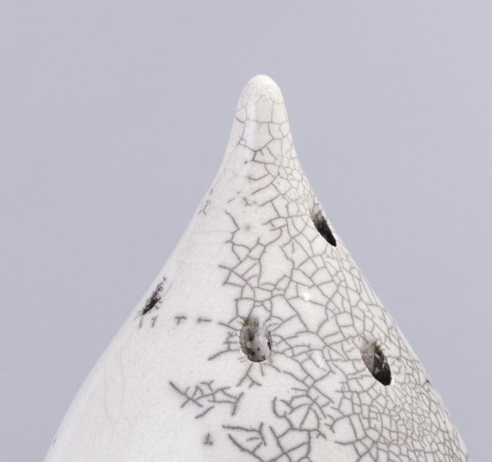 Contemporary Japanese Modern LAAB Goccia Incense Holder L Raku Ceramics White Crackle For Sale