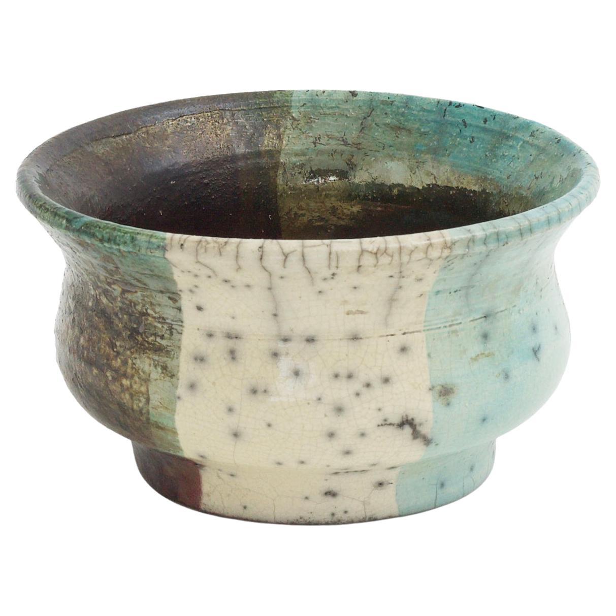 Japanische moderne japanische LAAB Intenzioni Vase Raku Keramik in Schwarz, Weiß, Grün und Metallkrakel