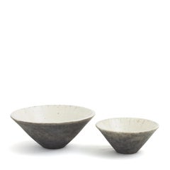 Japanese Modern LAAB Wu Set of 2 Bowls Raku Ceramics Crackle Black White