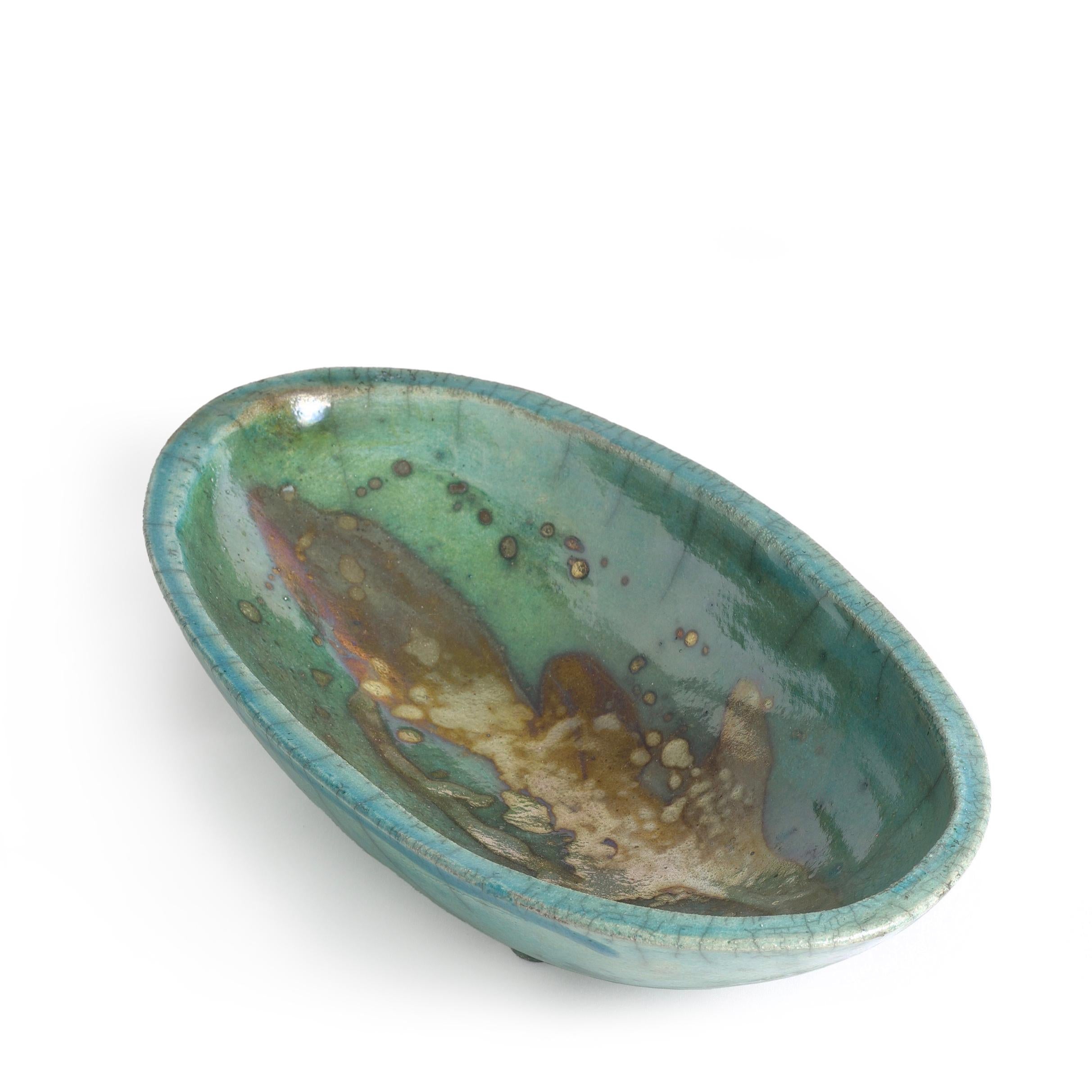 Japanese Modern Long Bowl Legged Raku Ceramic Green Copper In New Condition For Sale In monza, Monza and Brianza