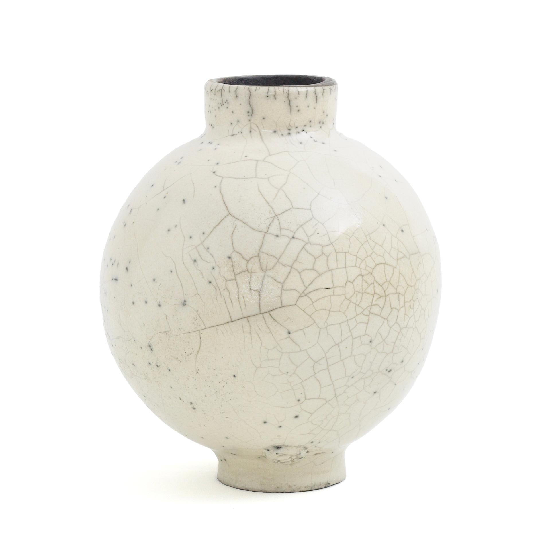 Italian Japanese Modern Minimalist LAAB Dome Vase Raku Ceramic White Crakle For Sale