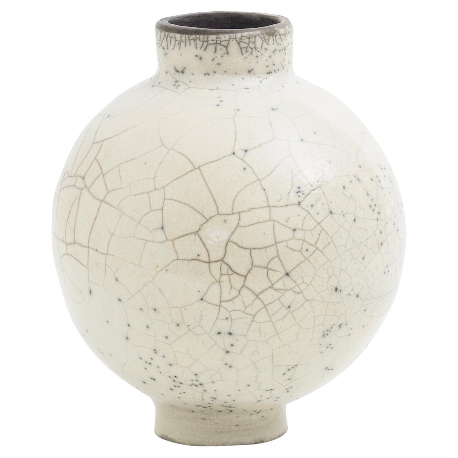 Japanese Modern Minimalist LAAB Dome Vase Raku Ceramic White Crakle