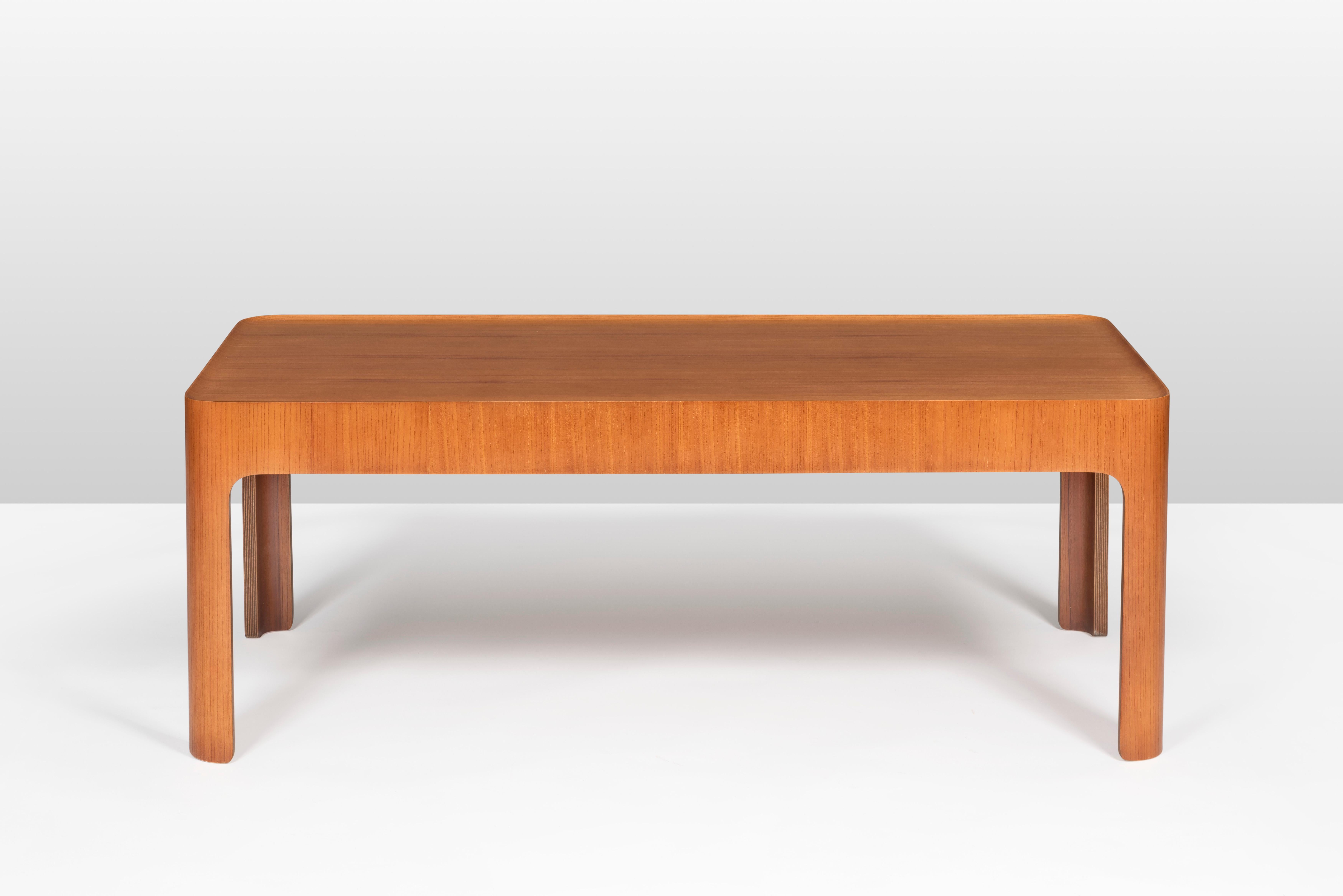 Mid-20th Century Japanese Modern Set of Coffee Tables by Isamu Kenmochi, 1960's For Sale