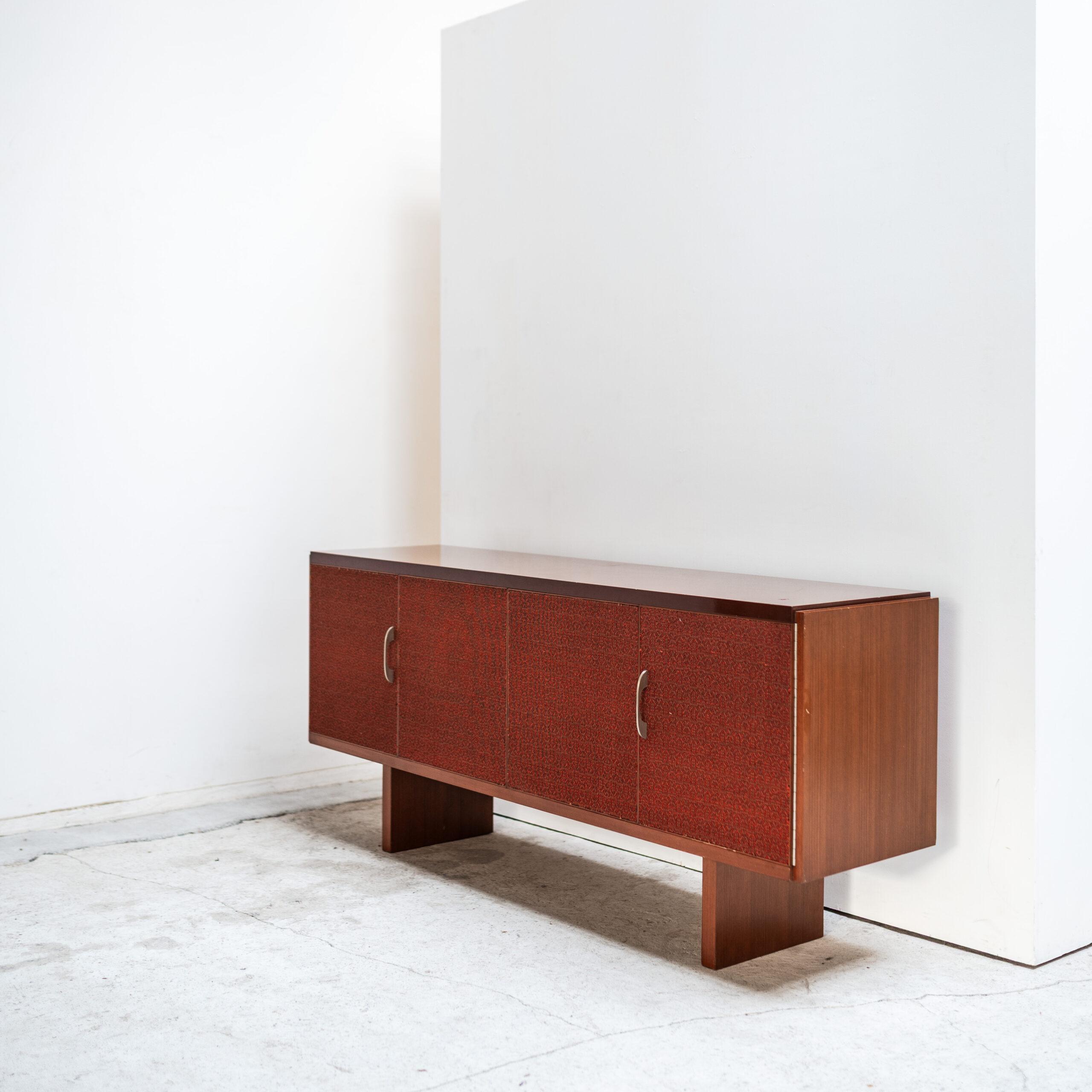 Mobiletto del Modernismo Giapponese, anni '60, Giappone/contenitore dal design semplice In condizioni buone in vendita a Tokyo, Tokyo