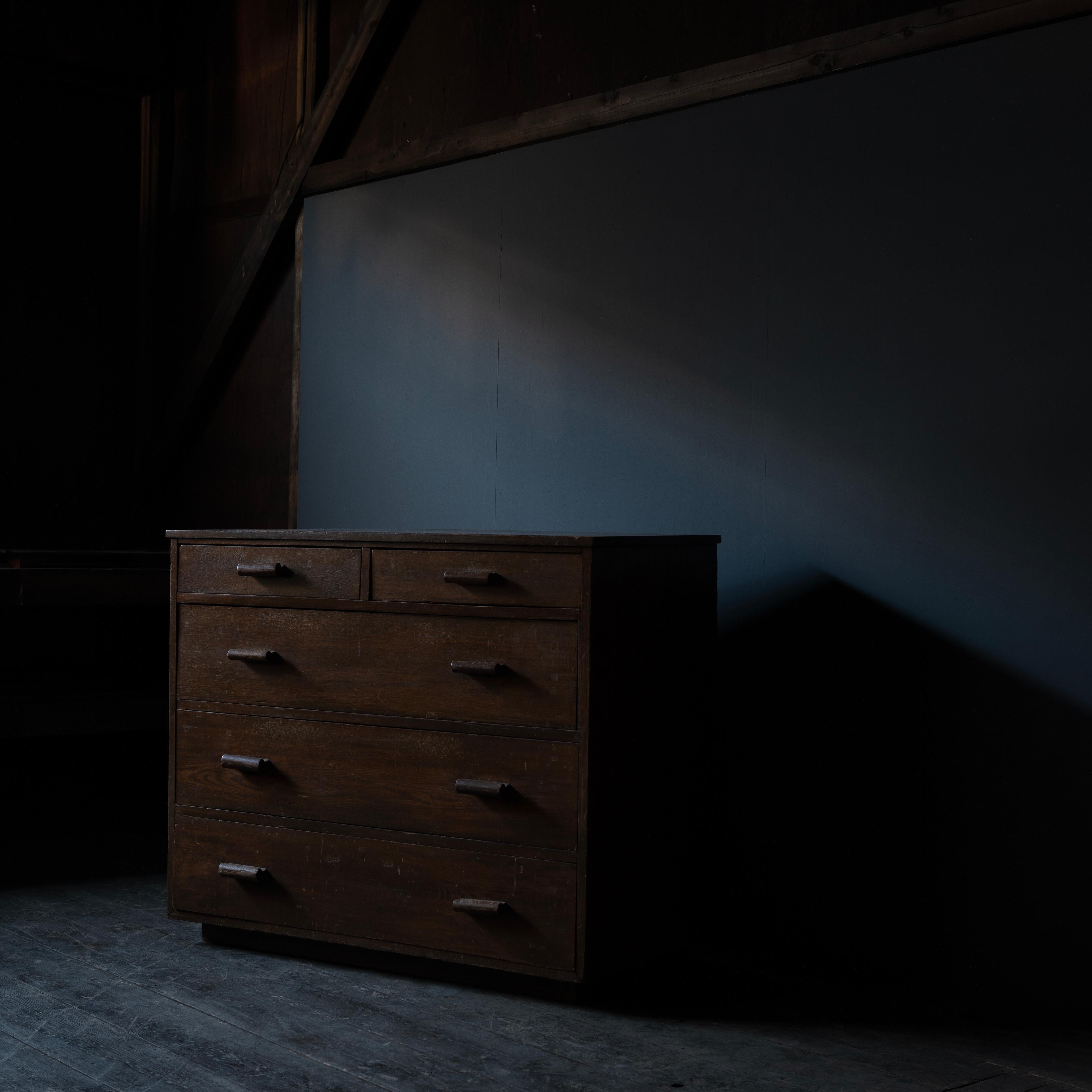 Japanese Modernism Chest by IARI , a In Fair Condition For Sale In Edogawa-ku Tokyo, JP