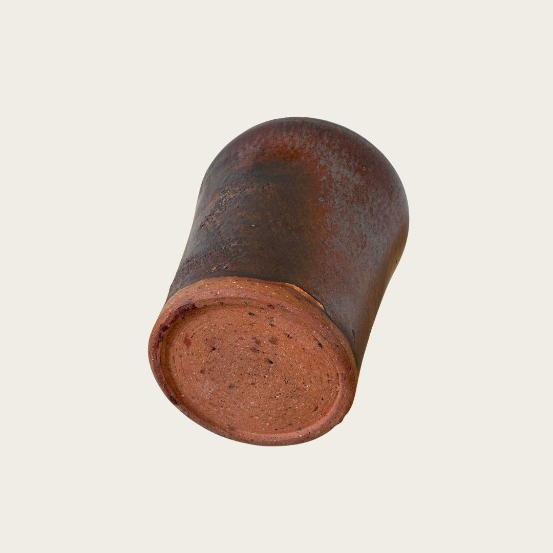 Vaso in ceramica giapponese modernista con smalto canna di fucile In condizioni buone in vendita a Brooklyn, NY