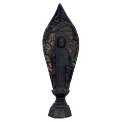 Japanese Momoyama Bronze Standing Buddha with Aureole, late 16th–17th Century