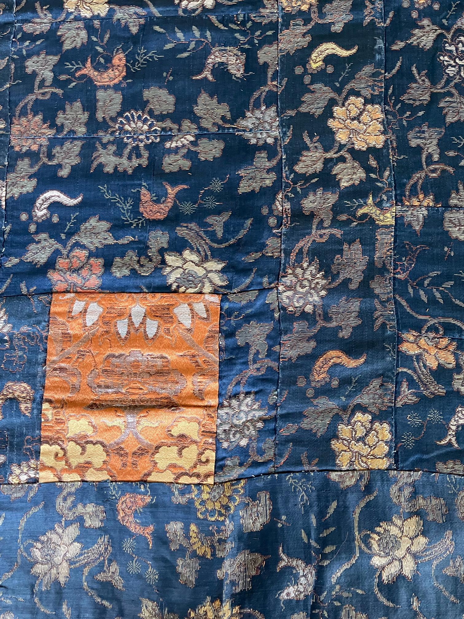Japanese Monastery Robe Patchwork Kesa with inscription Edo Period In Fair Condition In Atlanta, GA