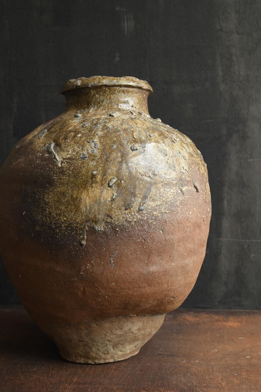Japanese Muromachi period wabisabi vase / 14th to 16th century / Tokoname ware 3