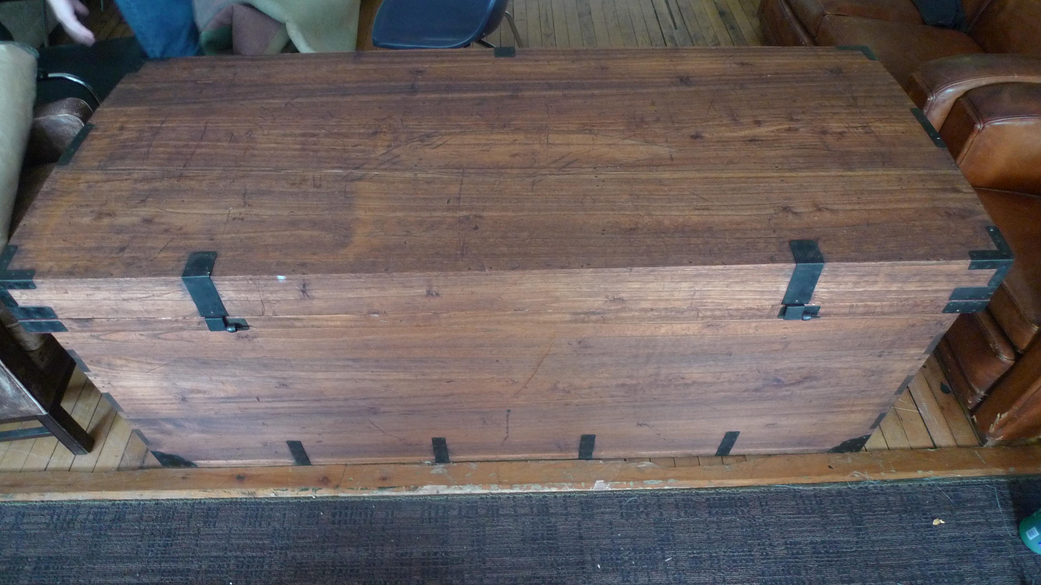 Japanese Nagamochi Chest of Bamboo with Wrought Iron Hardware, circa 1800s In Good Condition For Sale In Madison, WI
