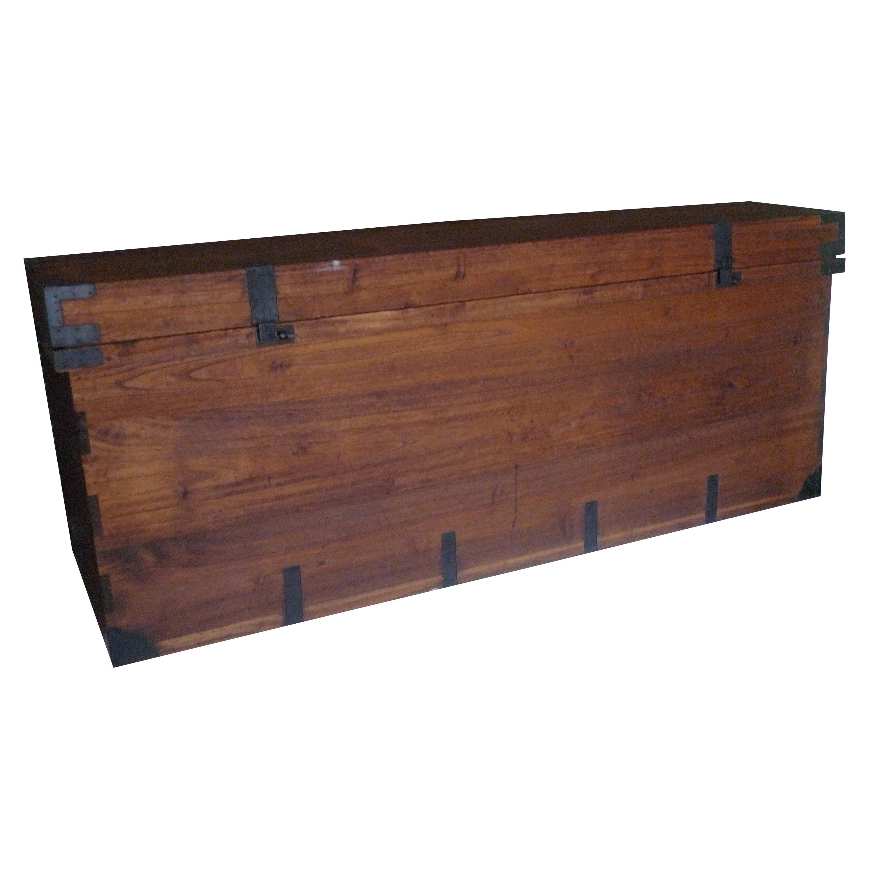 Japanese Nagamochi Chest of Bamboo with Wrought Iron Hardware, circa 1800s For Sale