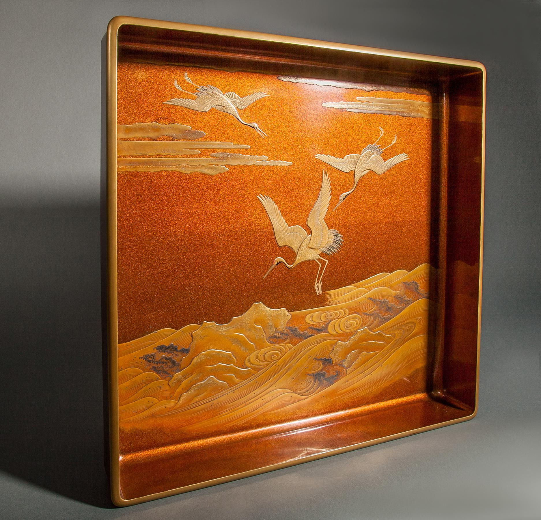Japanese Nashiji Lacquer Tray with Crane and Wave Design In Good Condition For Sale In Hudson, NY