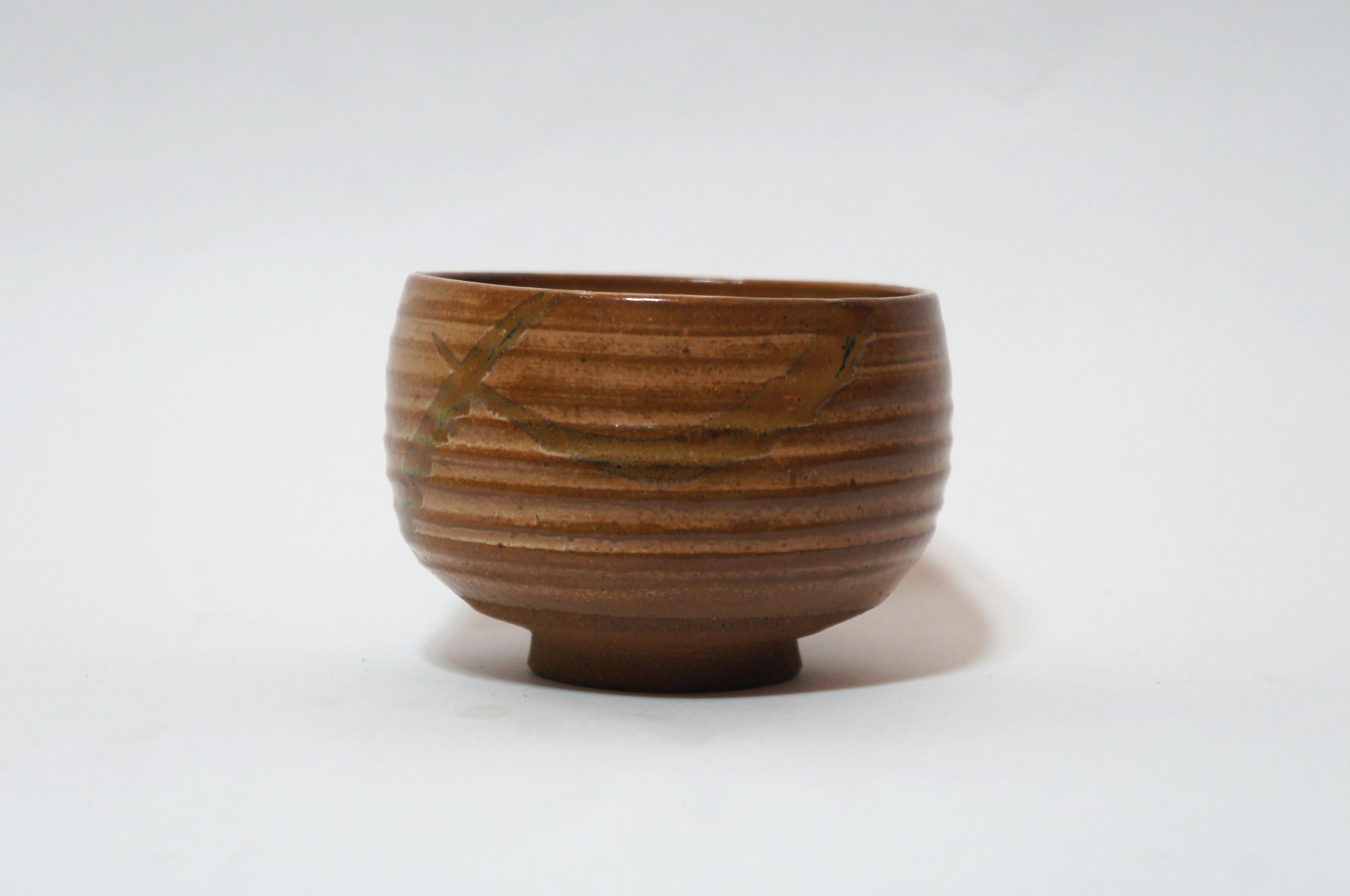 20th Century Japanese Natural Glaze Ceremonial Tea Bowl, 1920s For Sale