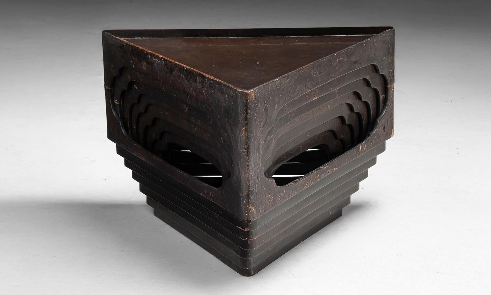 Mid-20th Century Japanese Nesting Tables, Japan circa 1950 For Sale