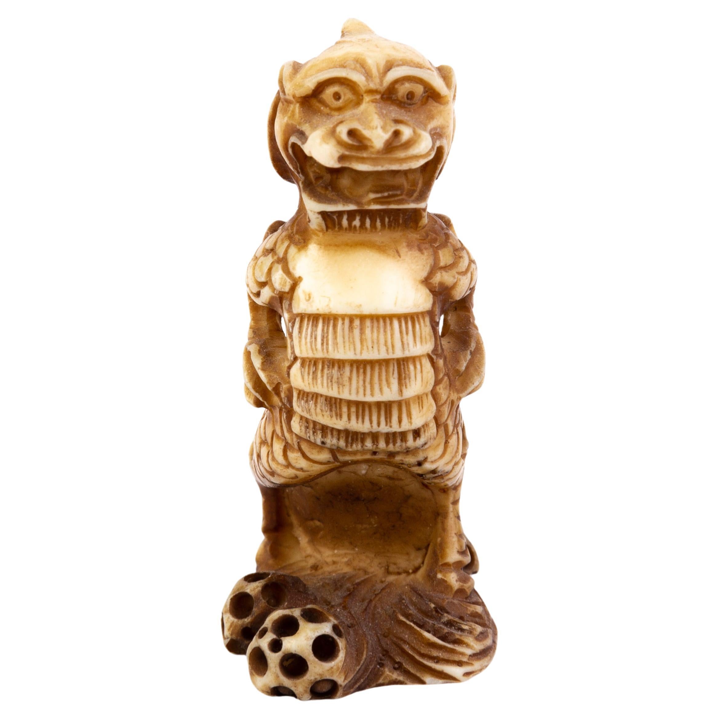 En bon état.
D'une collection privée
Expédition internationale gratuite
Netsuke japonais Inro d'un dragon 