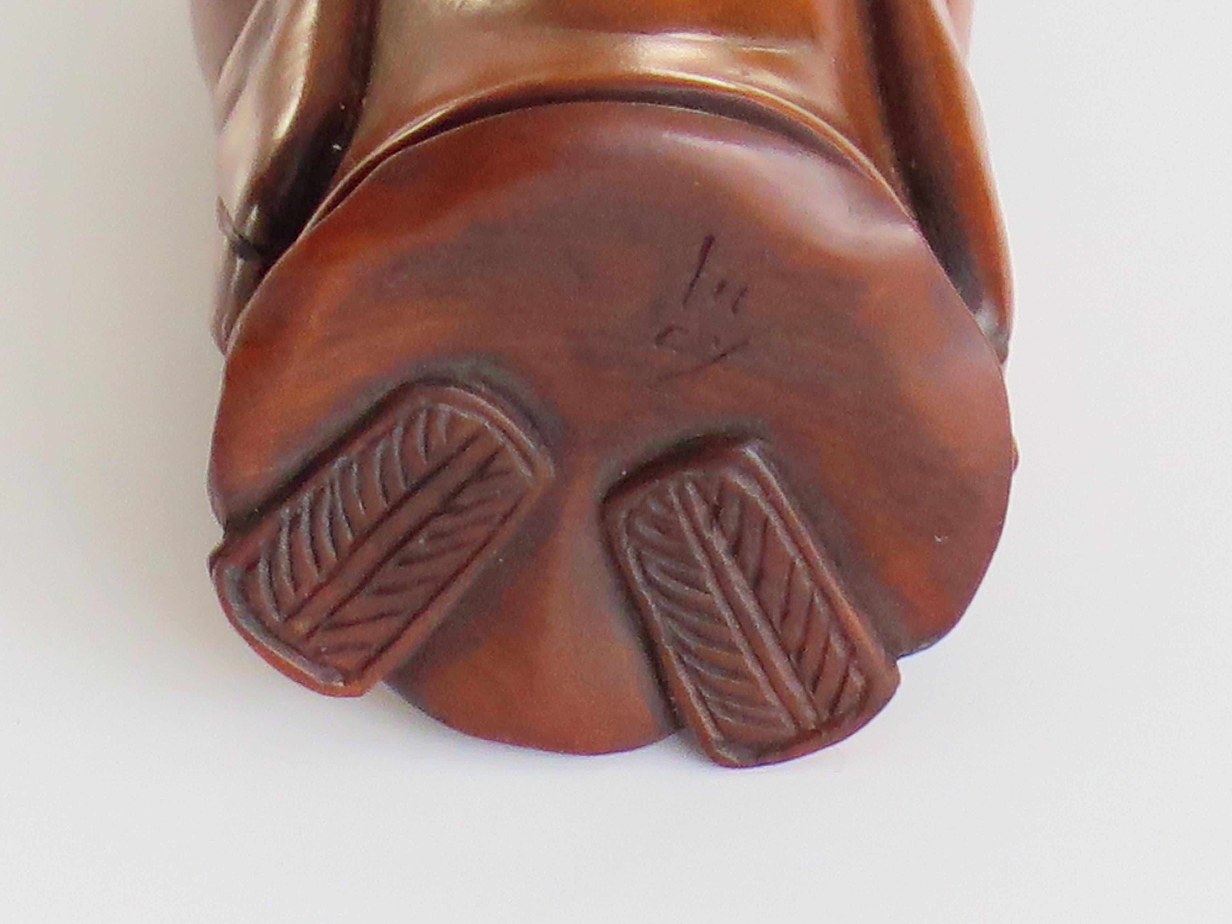 Japanese Netsuke of Chinese sage with scroll made of boxwood Signed, circa 1920 8