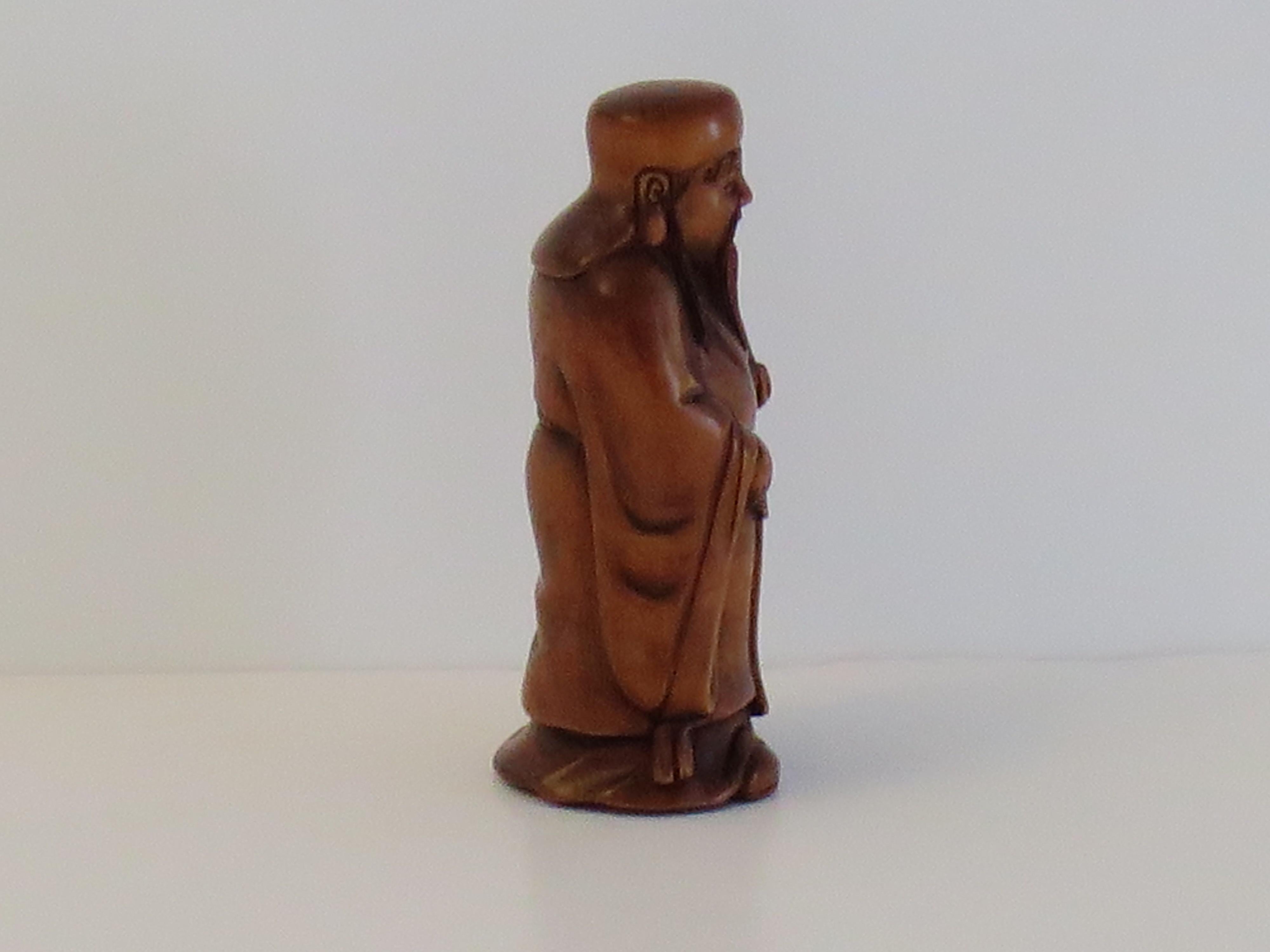 20th Century Japanese Netsuke of Chinese sage with scroll made of boxwood Signed, circa 1920