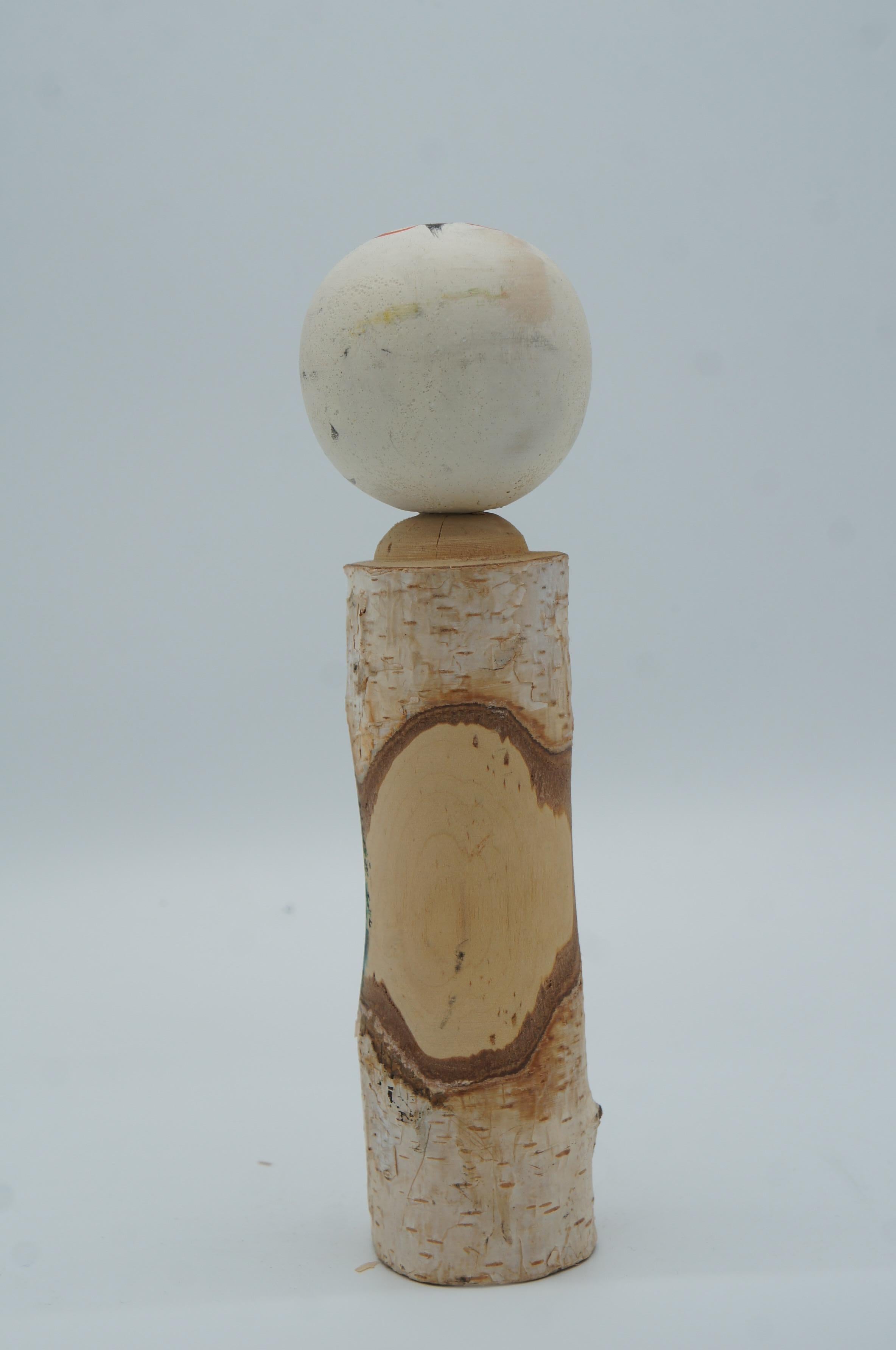 Japanese New Style White Birch Kokeshi Doll 1980s For Sale 2