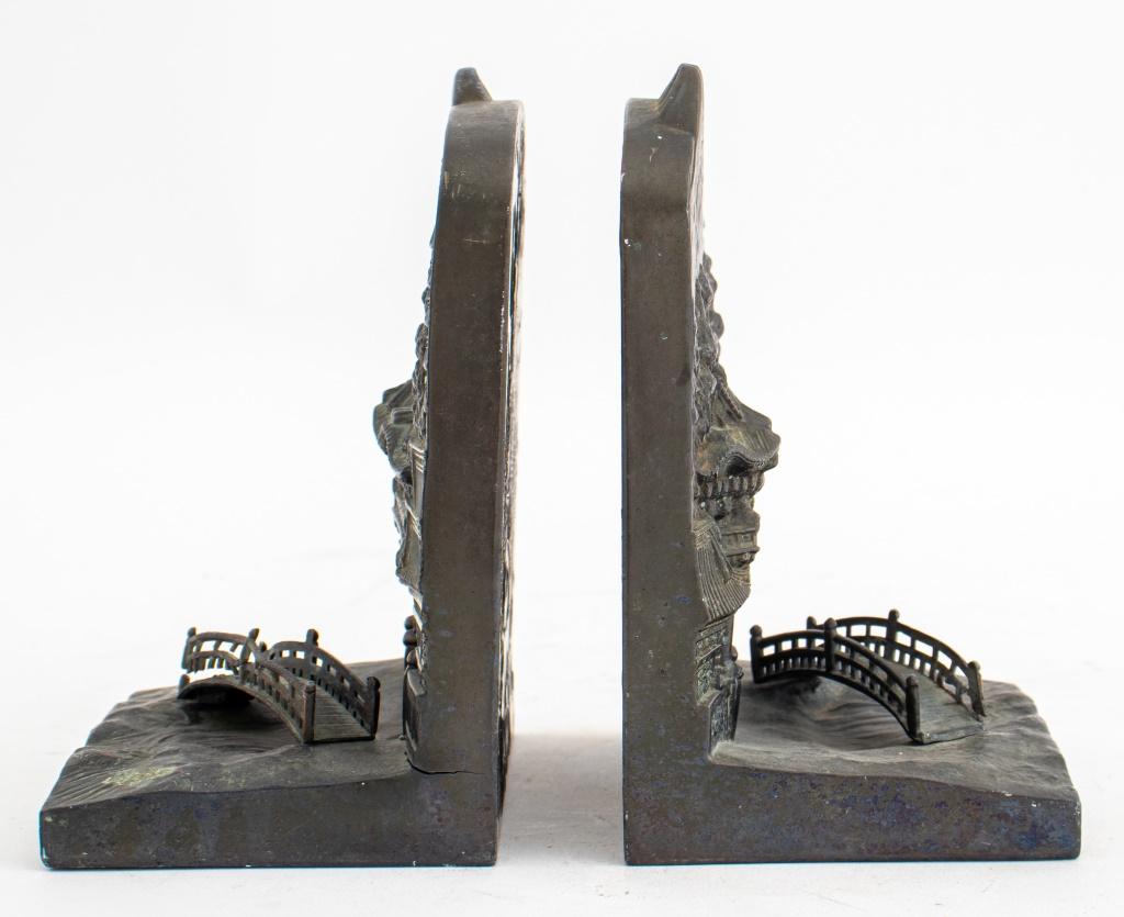 Japanese Nikko Chased Metal Book End, Pair In Good Condition In New York, NY
