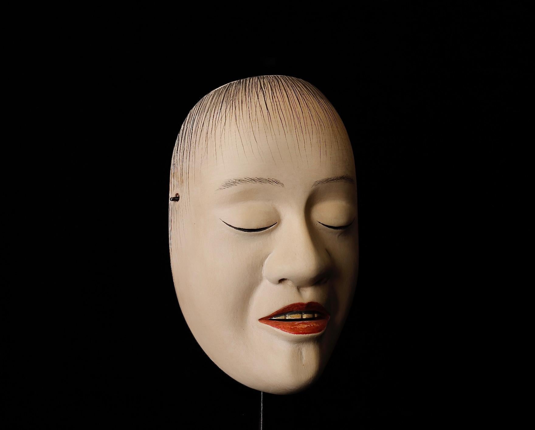 Japanese Noh Mask depicting Yoroboshi character For Sale 4