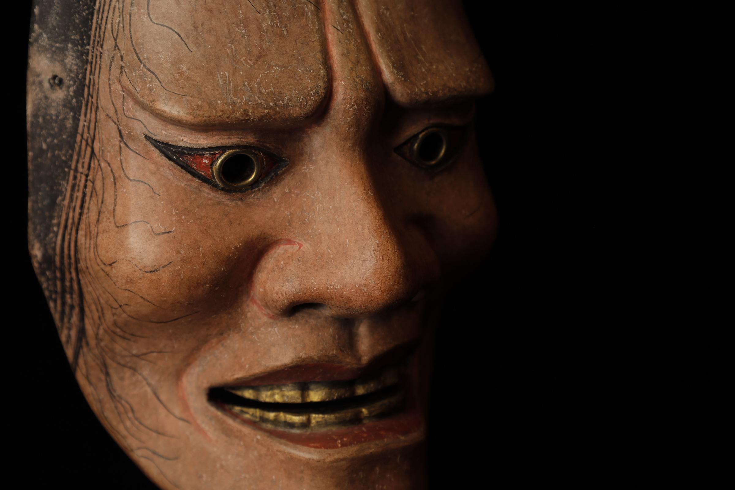 Japanese Noh Mask of Hashihime (橋姫) For Sale 4
