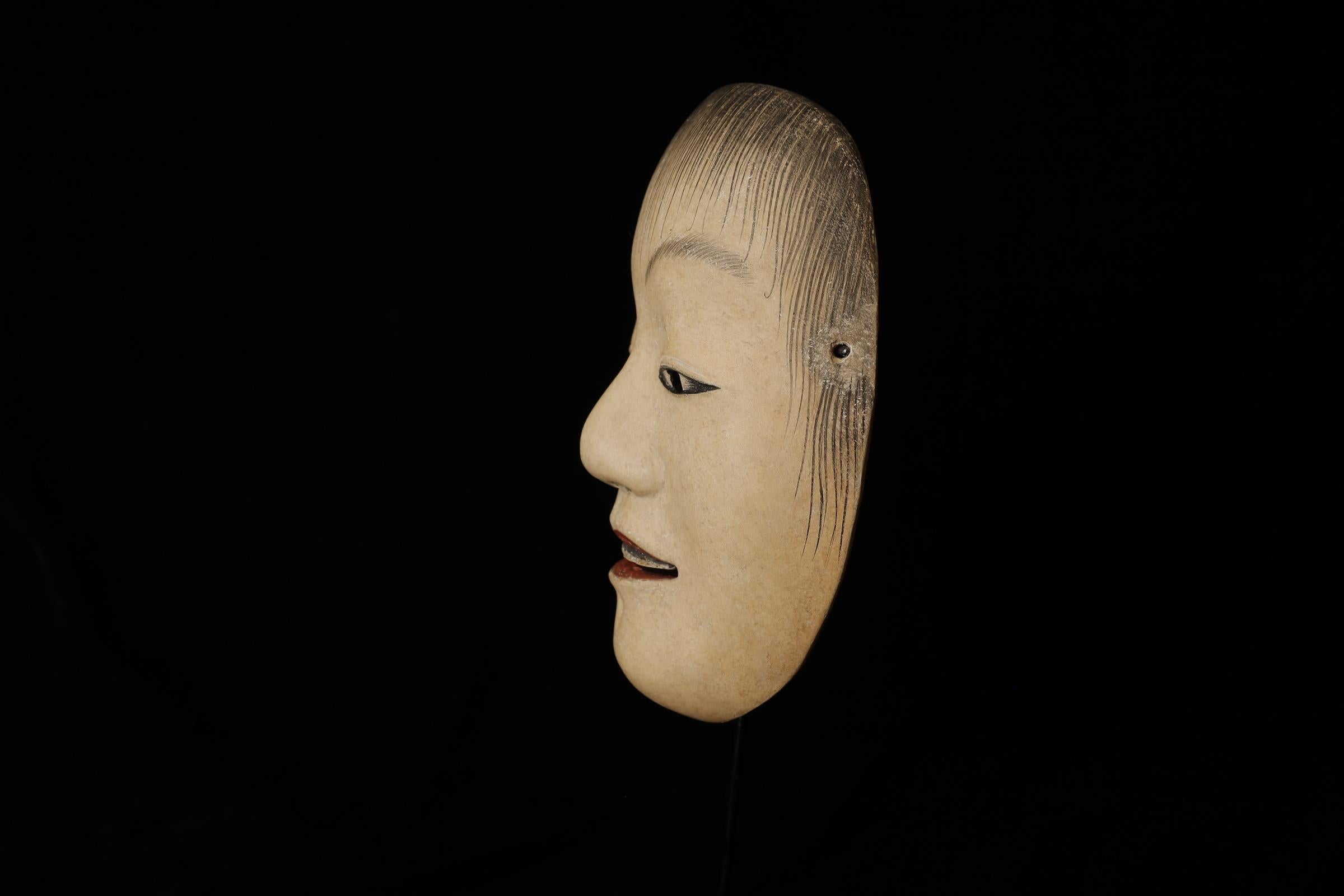 Japanese Noh Mask of Jidō (児童) - noble young woman For Sale 1