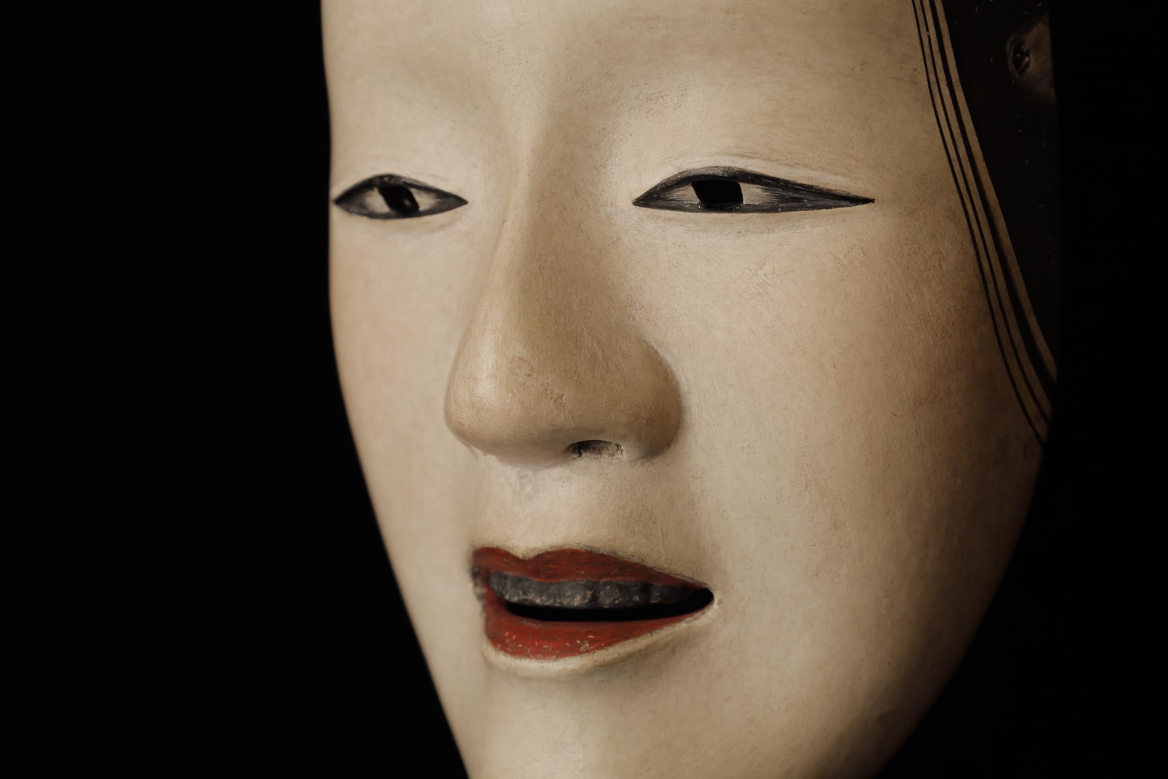20th Century Japanese Noh Mask of Zō-onna (増女) - noble young woman For Sale