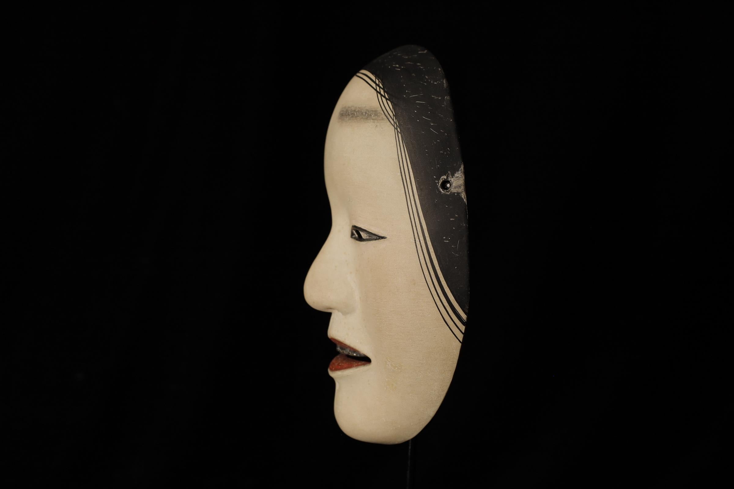 Wood Japanese Noh Mask of Zō-onna (増女) - noble young woman For Sale
