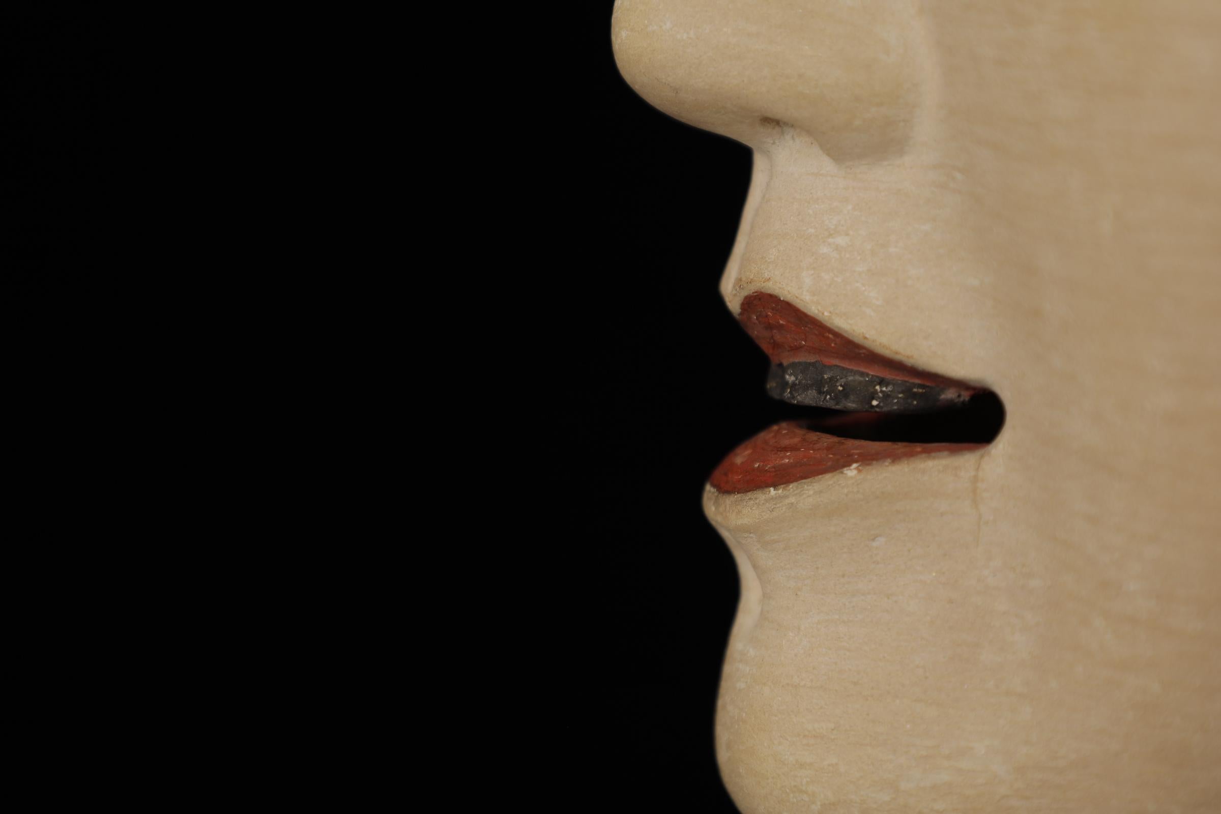 Japanese Noh Mask of Zō-onna (増女) - noble young woman For Sale 1