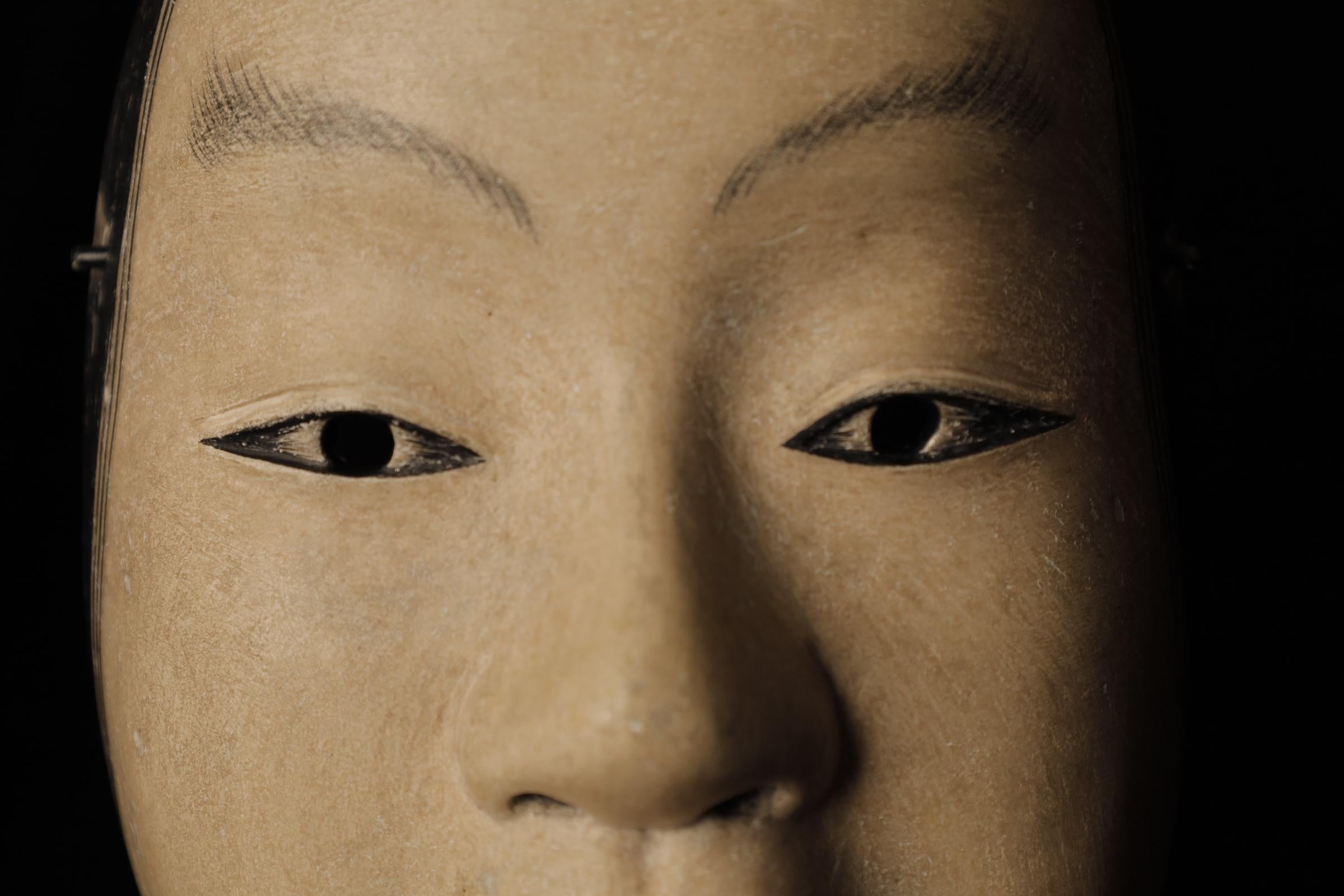 Showa Japanese Noh Theater Mask of a young boy Kashikobito (賢人) For Sale