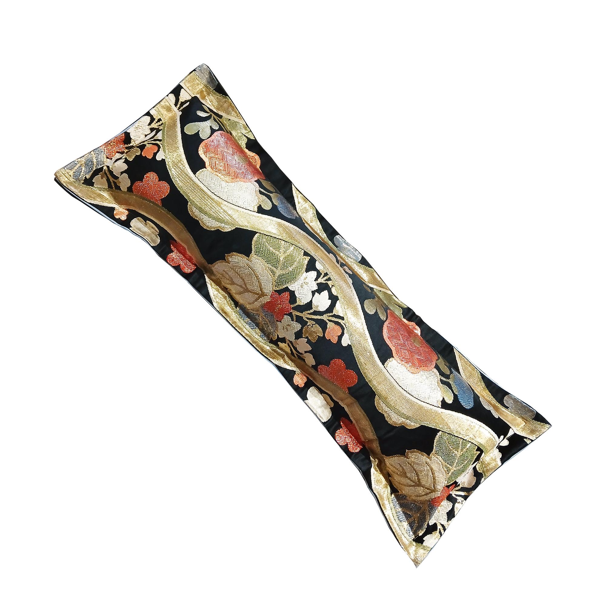 Giapponismo Copricuscino in seta giapponese Obi in vendita
