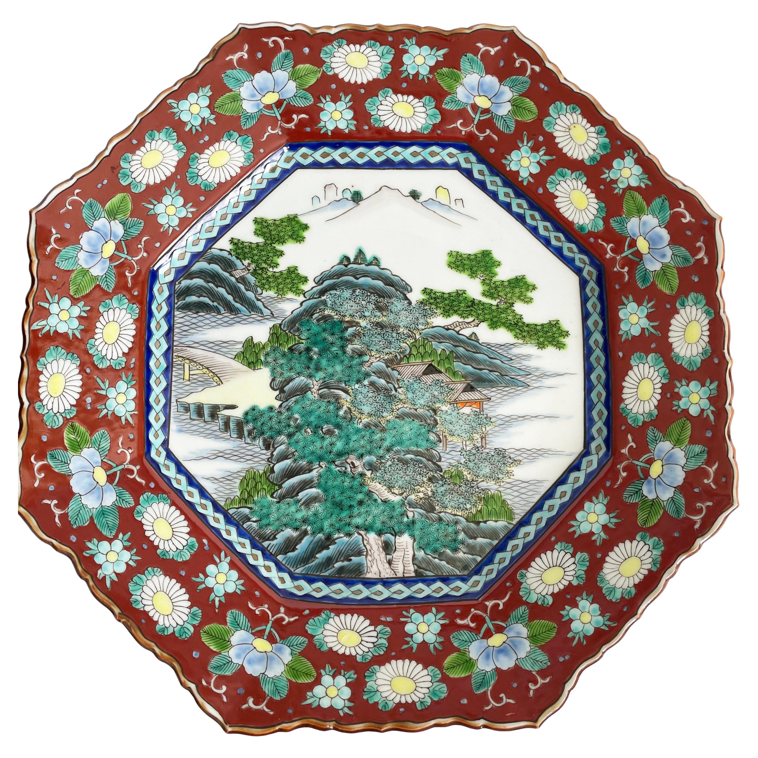 Japanese Octagonal Imari Plate, Late 19th Century For Sale