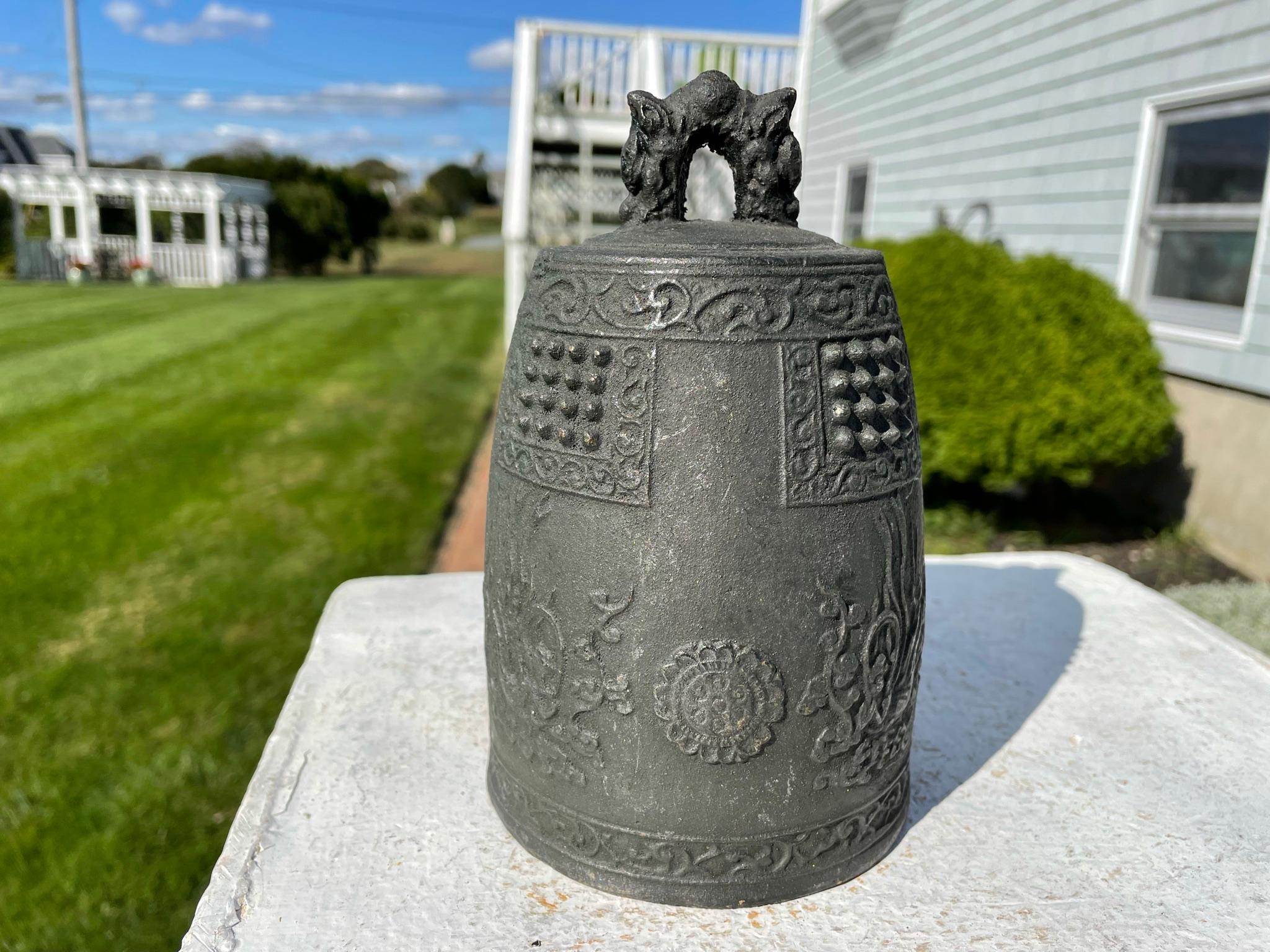Japanese Old Buddhist Guan-Yin Cast Bell Resonates Pleasing Sound In Good Condition In South Burlington, VT