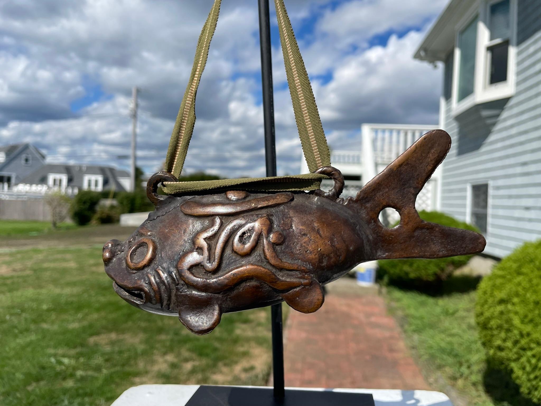 Japanese Old Cast Bronze Temple Fish Bell with Hardwood Striker In Good Condition In South Burlington, VT