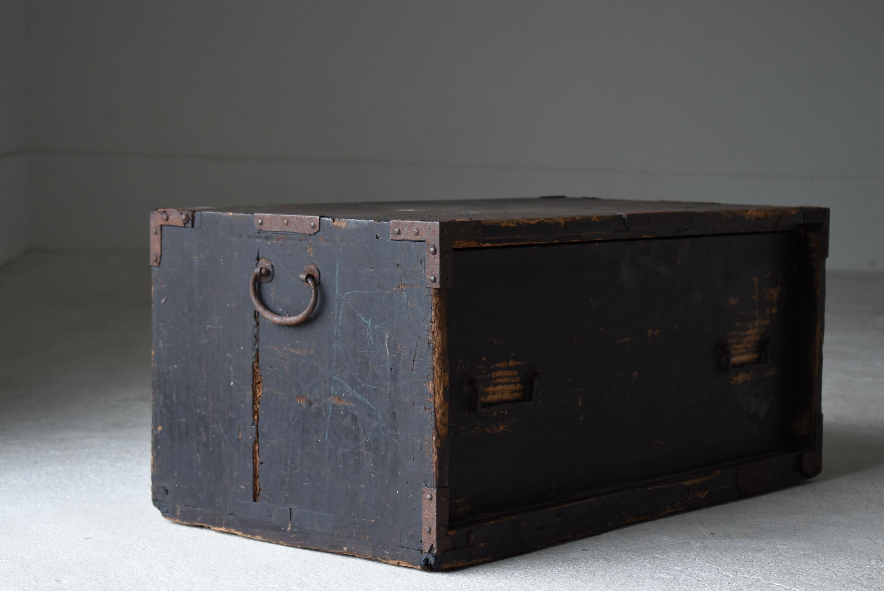 Cedar Japanese Old Chest of Drawers 1800s-1860s/Antique Cabinet Shelf Storage Wabisabi