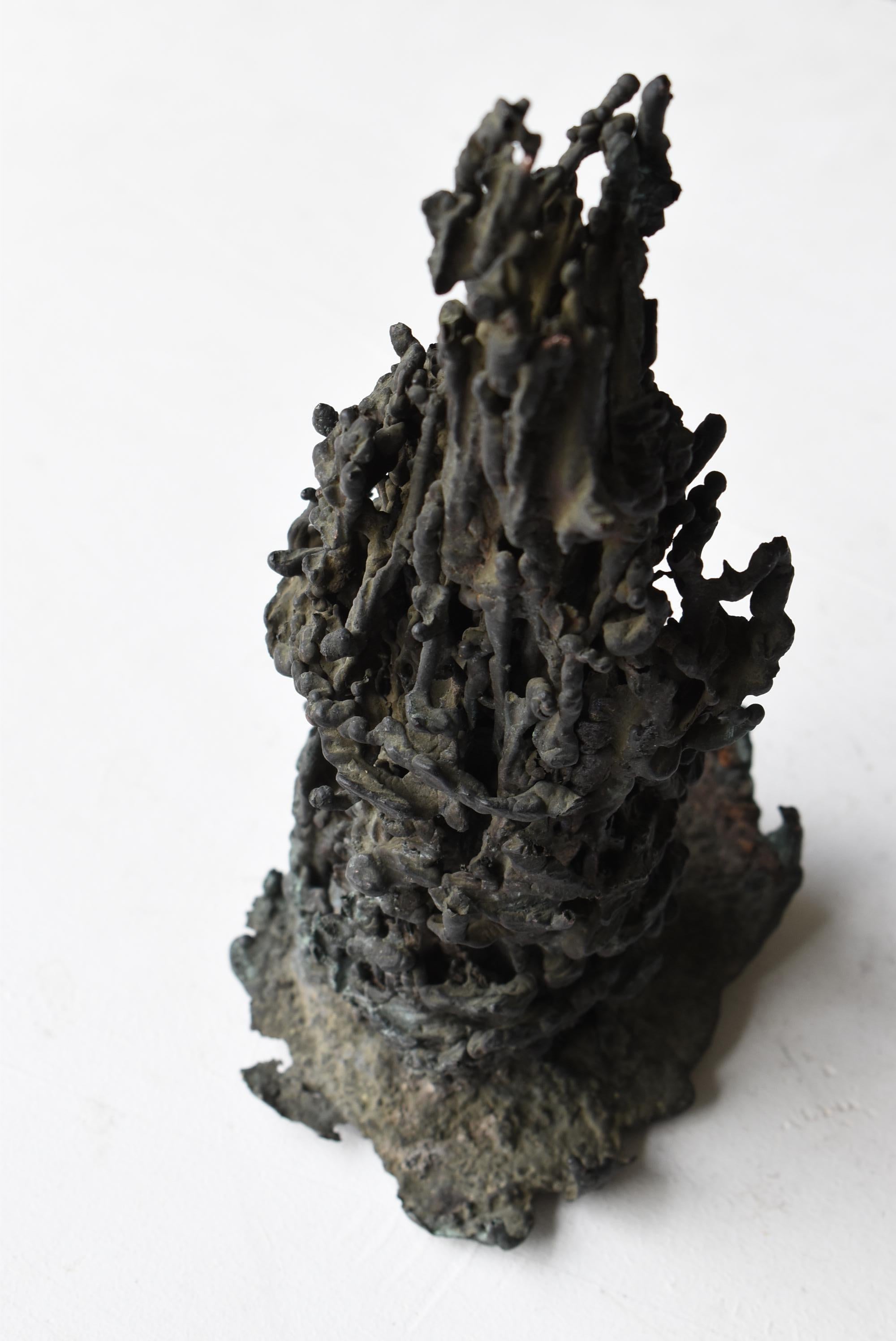 Mid-20th Century Japanese Old Copper Drop Object 1940s-1960s / Figurine Wabi Sabi For Sale