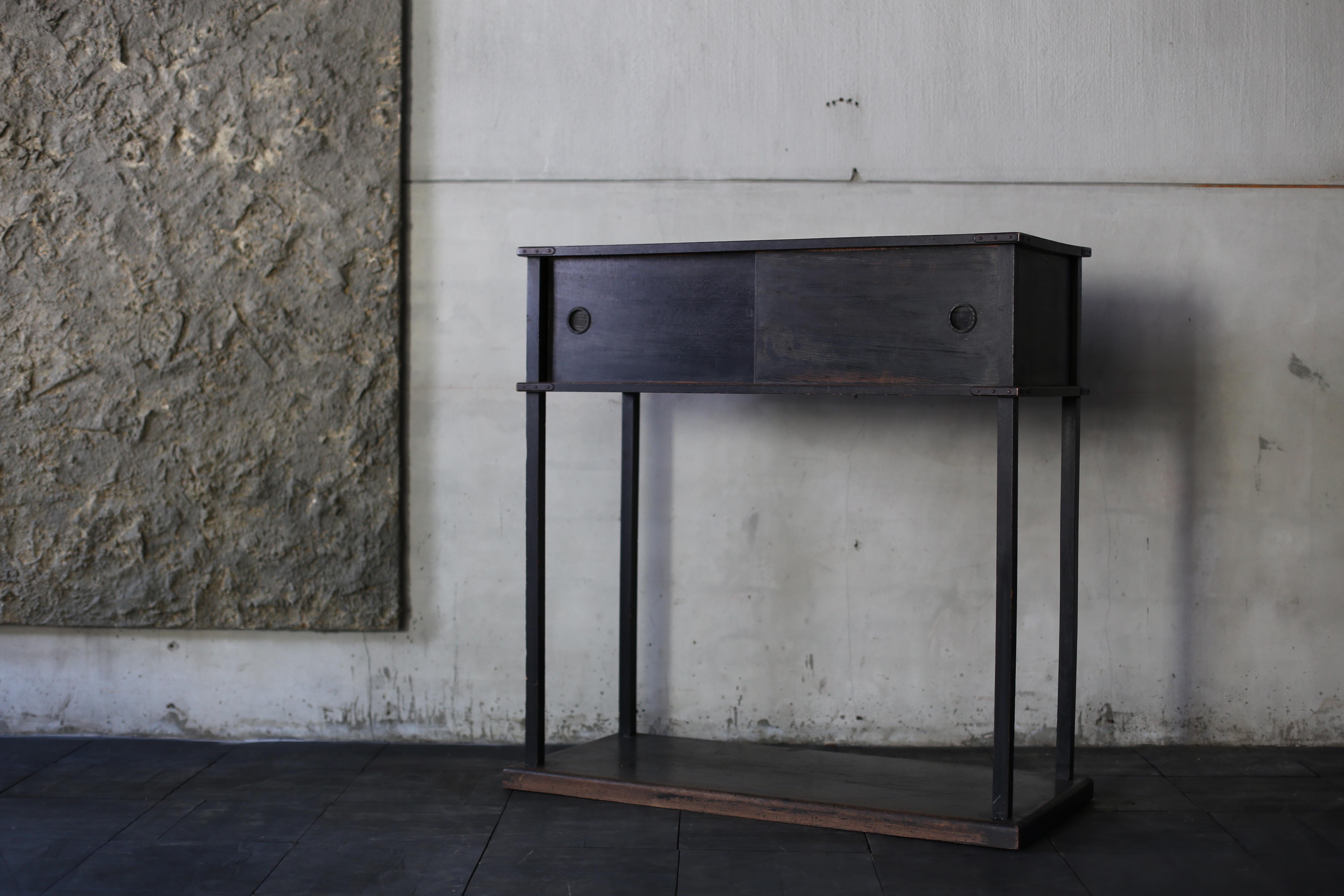 Showa Japanese Old Display Stand with BK color / Japanese Old Wooden Shelves For Sale