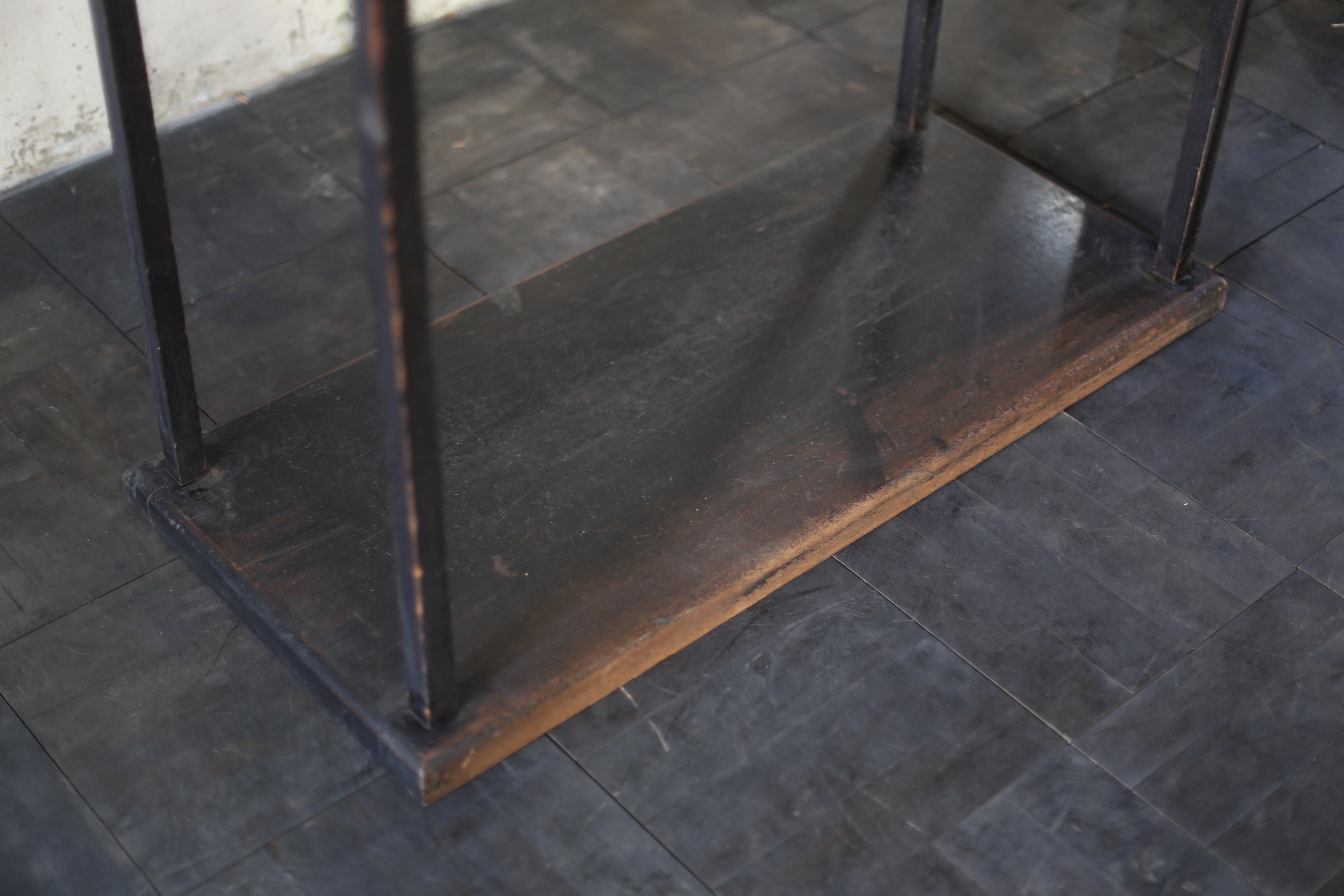 Japanese Old Display Stand with BK color / Japanese Old Wooden Shelves For Sale 2