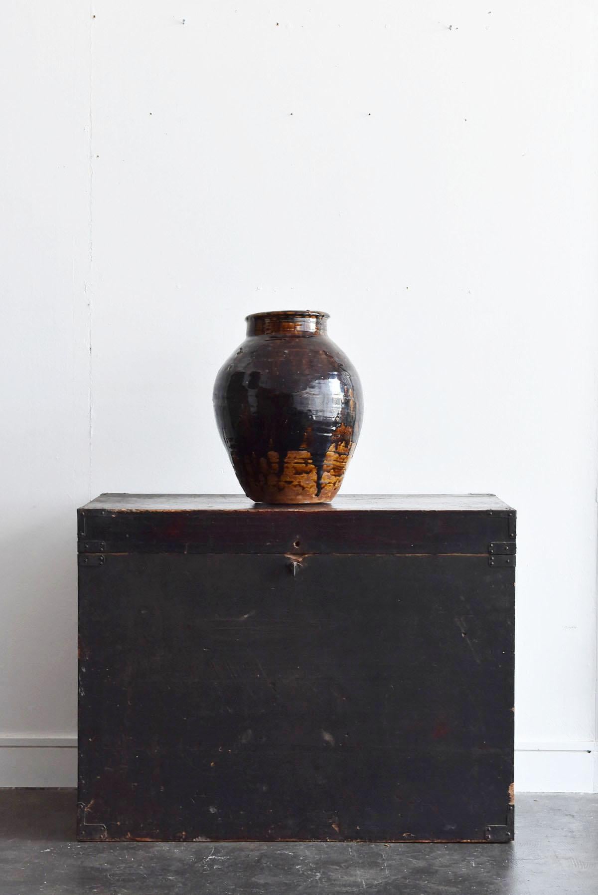 Japanese Old Edo Period Jar / 