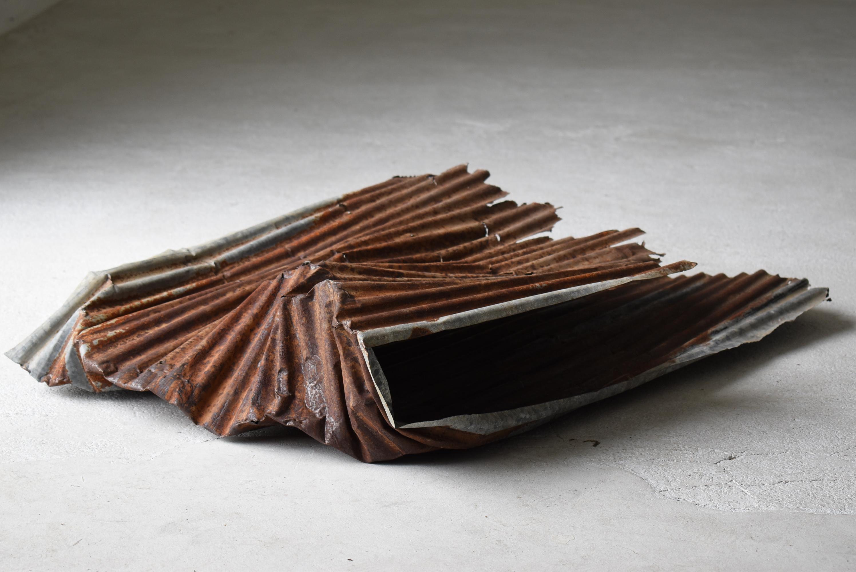 Japanese Old Galvanized Iron 1920s-1940s / Abstract Art Object Wabisabi in vendita 2