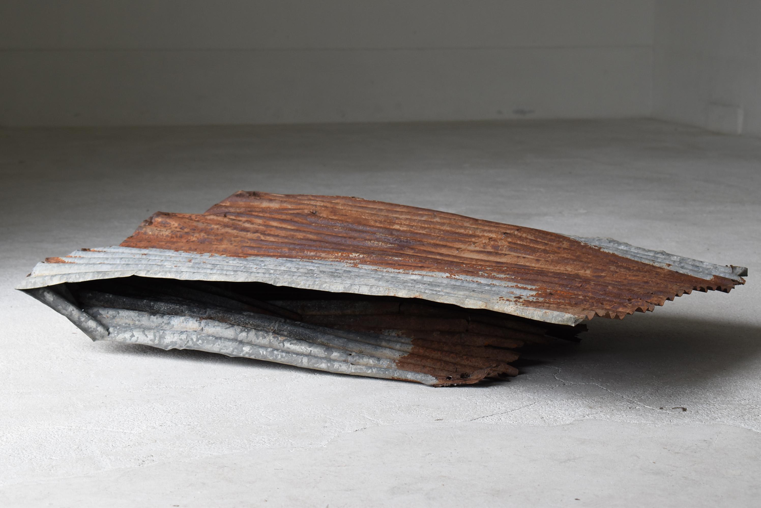 XX secolo Japanese Old Galvanized Iron 1920s-1940s / Abstract Art Object Wabisabi in vendita