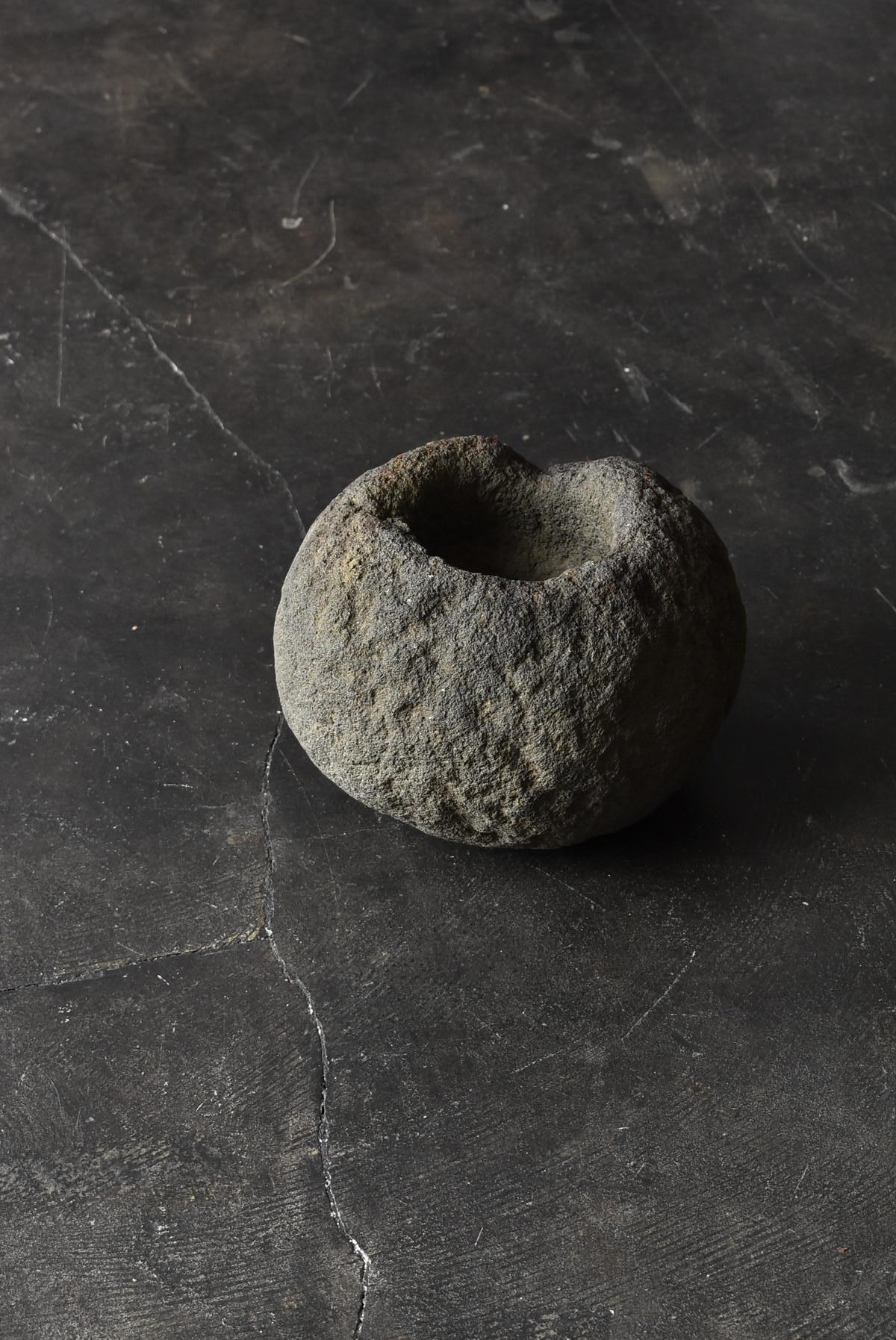 Hand-Carved Japanese Old Garden Stone 