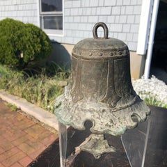 Japanese Old Hand Cast Bronze Temple Bell with "Cloud" Chime