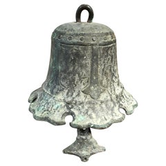 Japanese Old Hand Cast Bronze Temple Bell with "Cloud" Chime