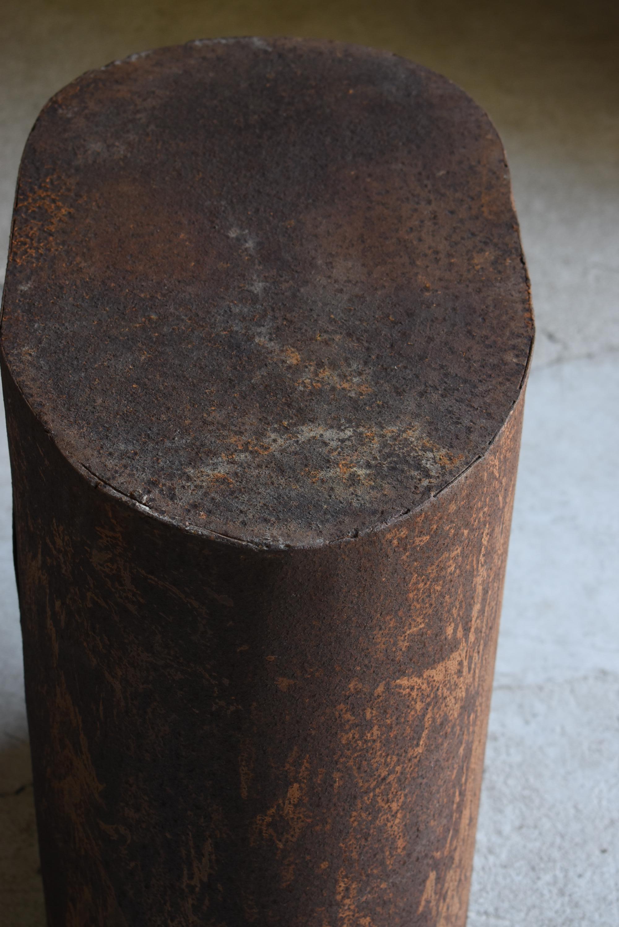 Japanese Old Iron Exhibition Stand 1950s-1970s / Side Table Wabisabi 8