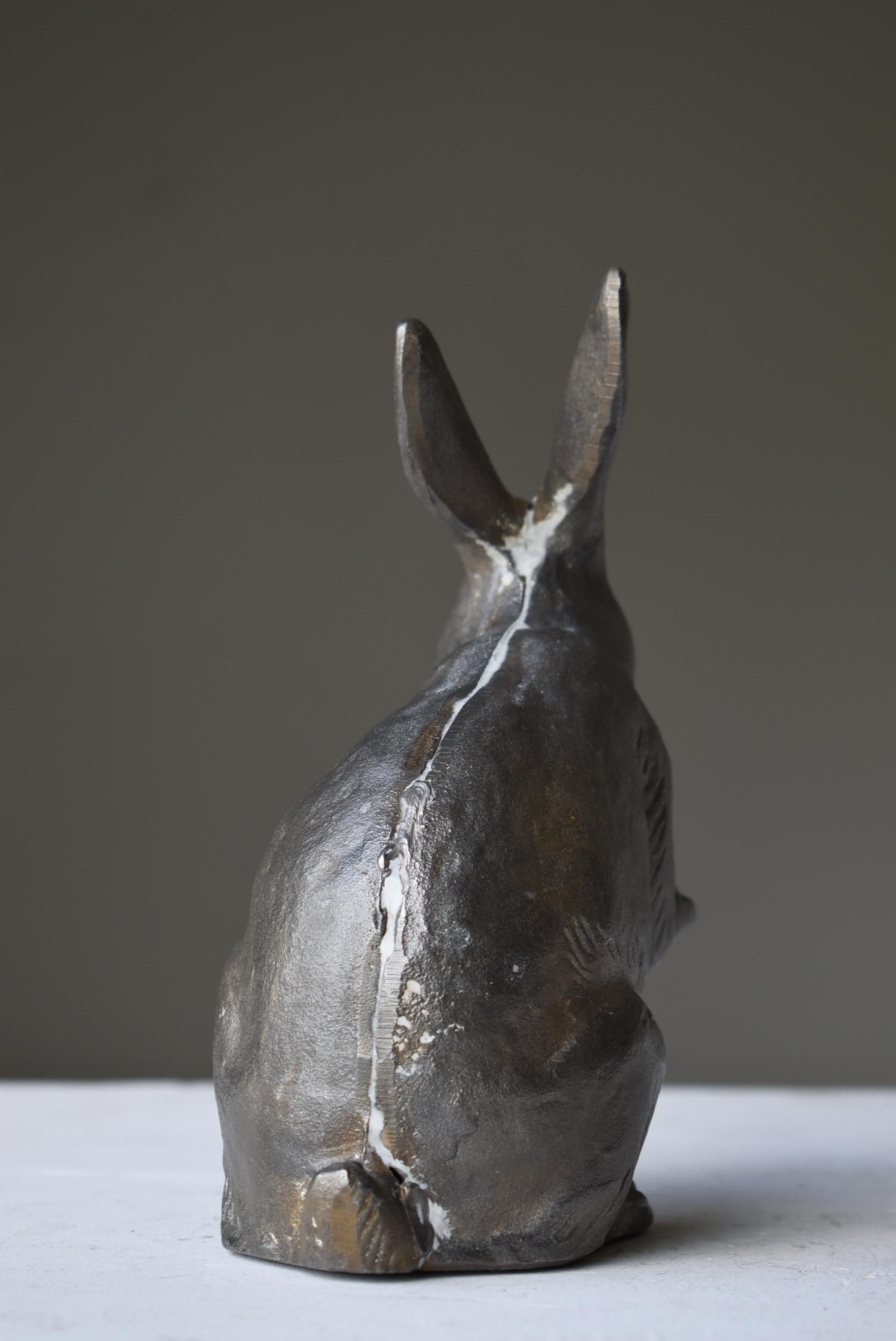 Japanese Old Iron Rabbit 1940s-1970s / Sculpture Figurine Object Wabi Sabi For Sale 5